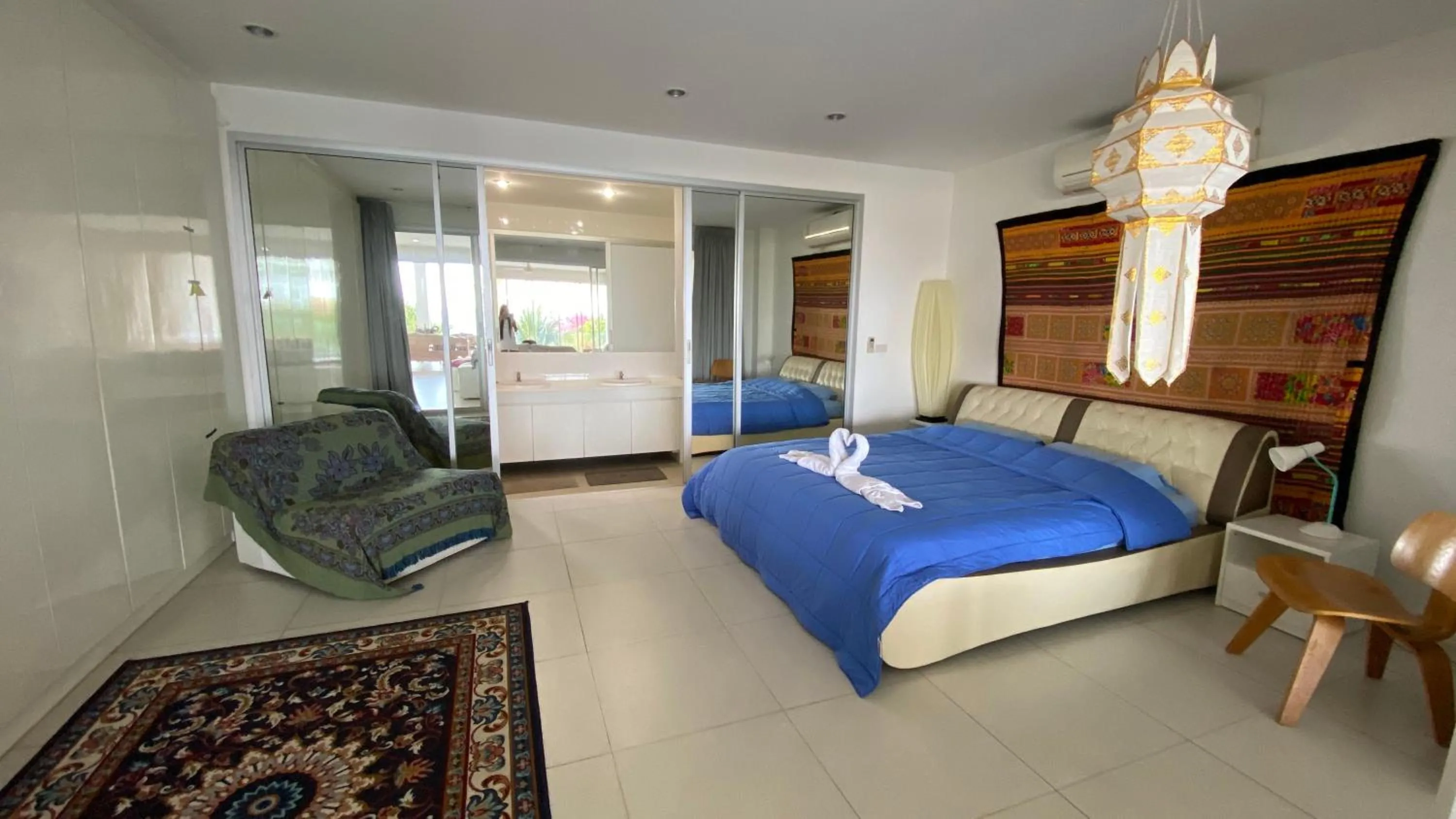 Bed in Kata Top Villas