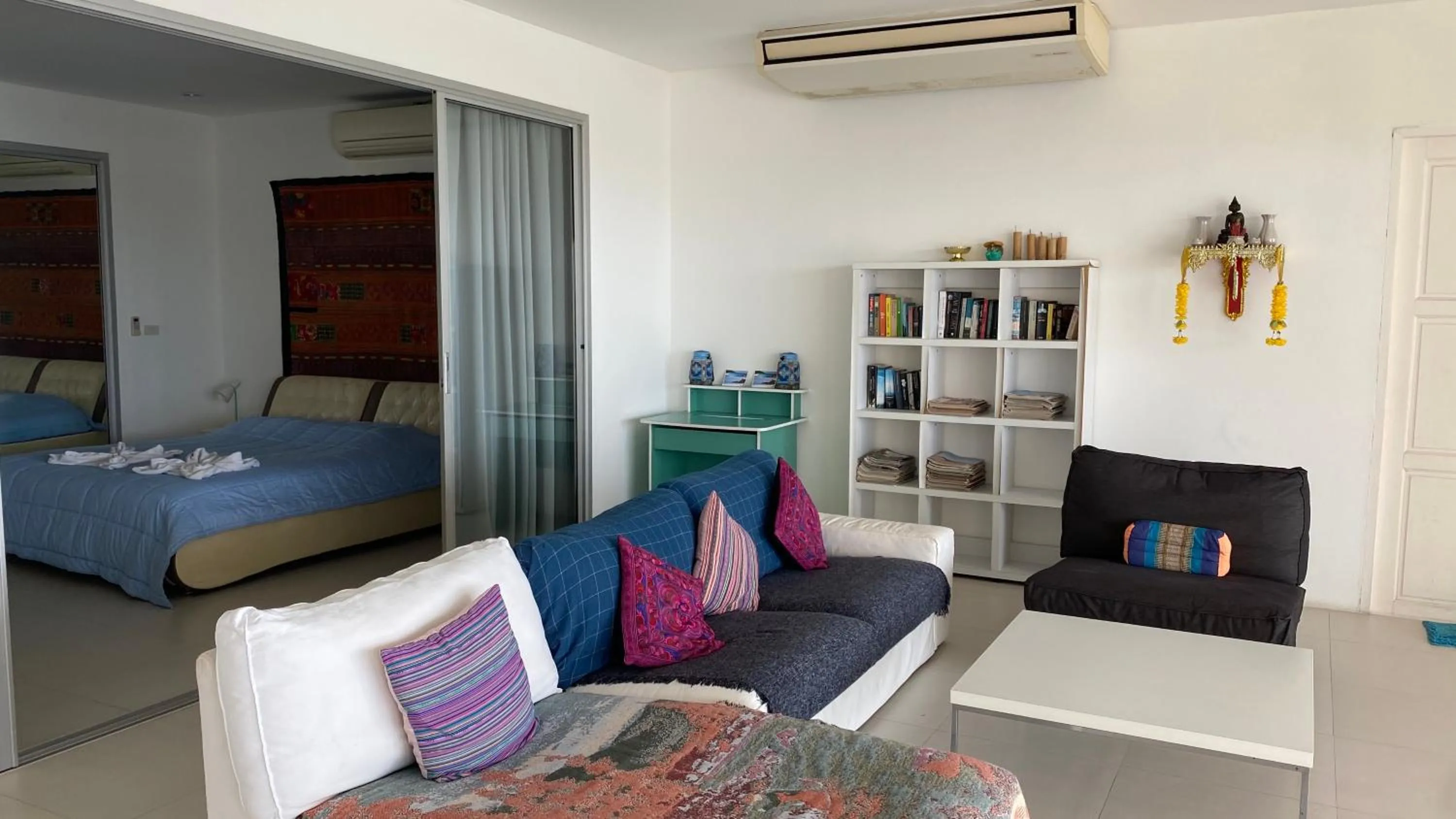 Bed in Kata Top Villas