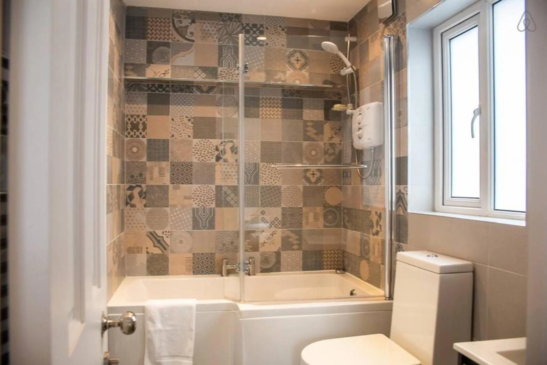 Bathroom in Rugby Lodge