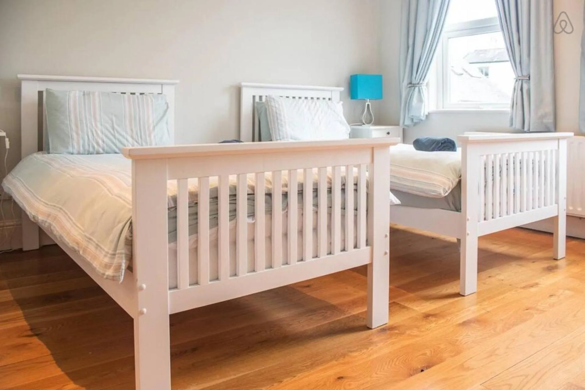 Bedroom, Bed in Rugby Lodge