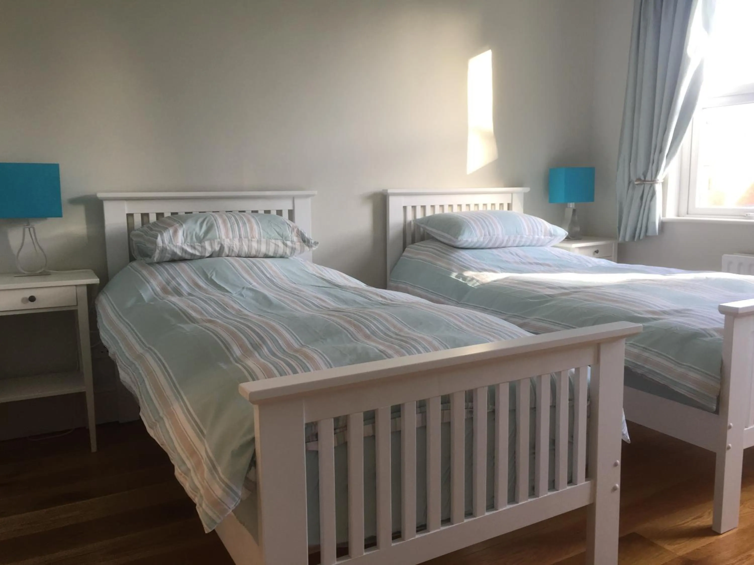 Bedroom, Bed in Rugby Lodge
