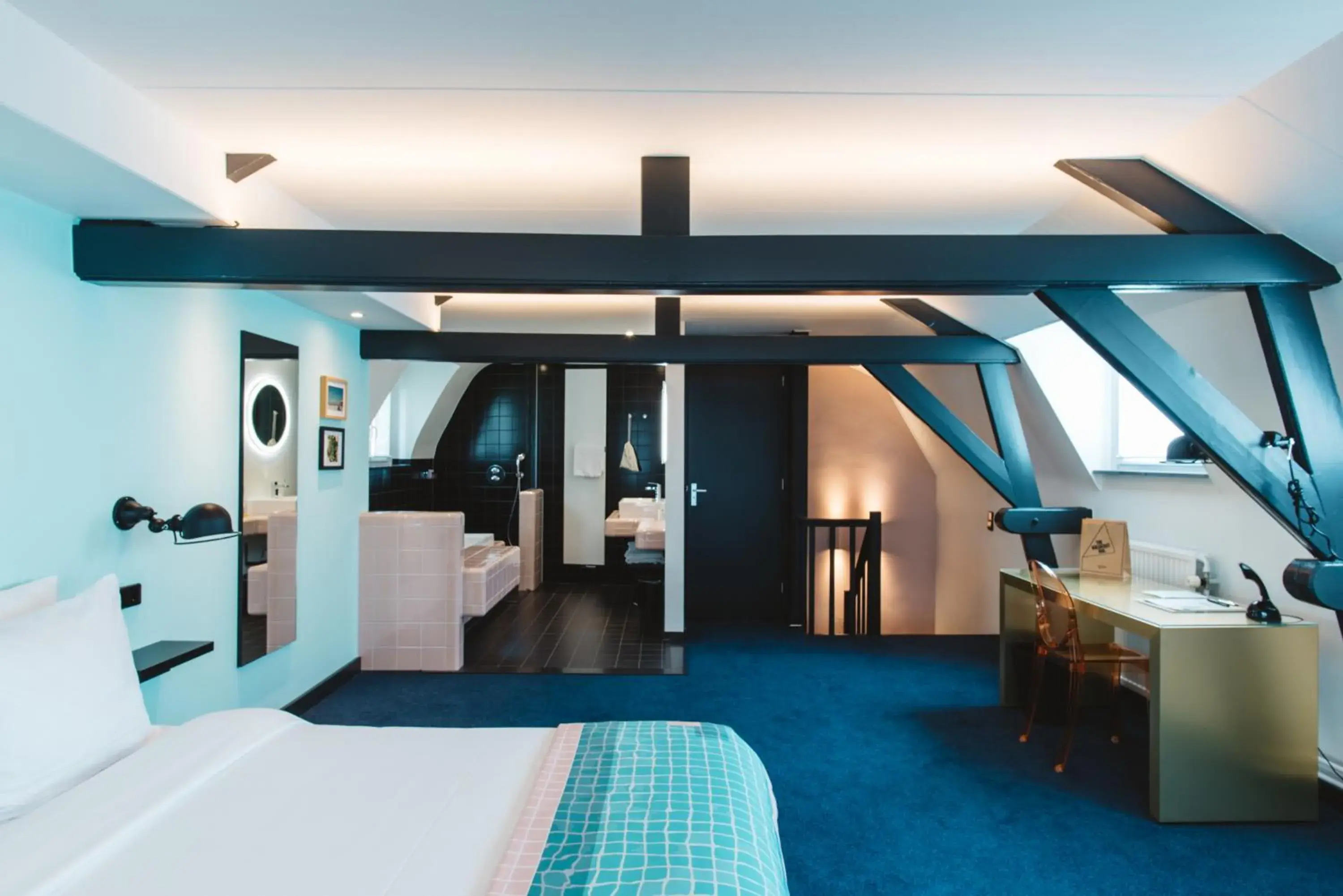 Bathroom, Bed in The Dutch Maastricht Bathroom, Bed in The Dutch Maastricht