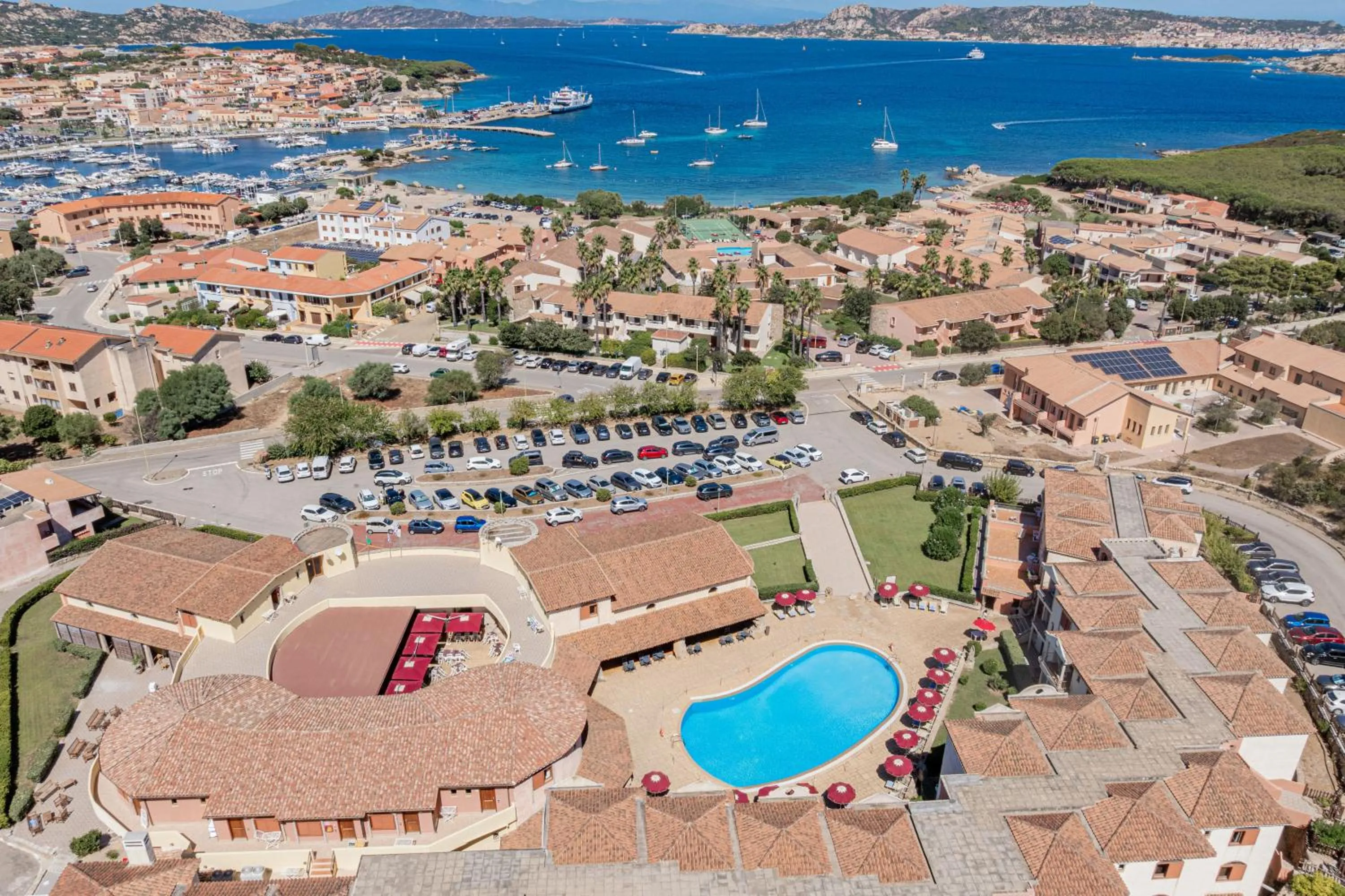 Property building in Club Esse Posada