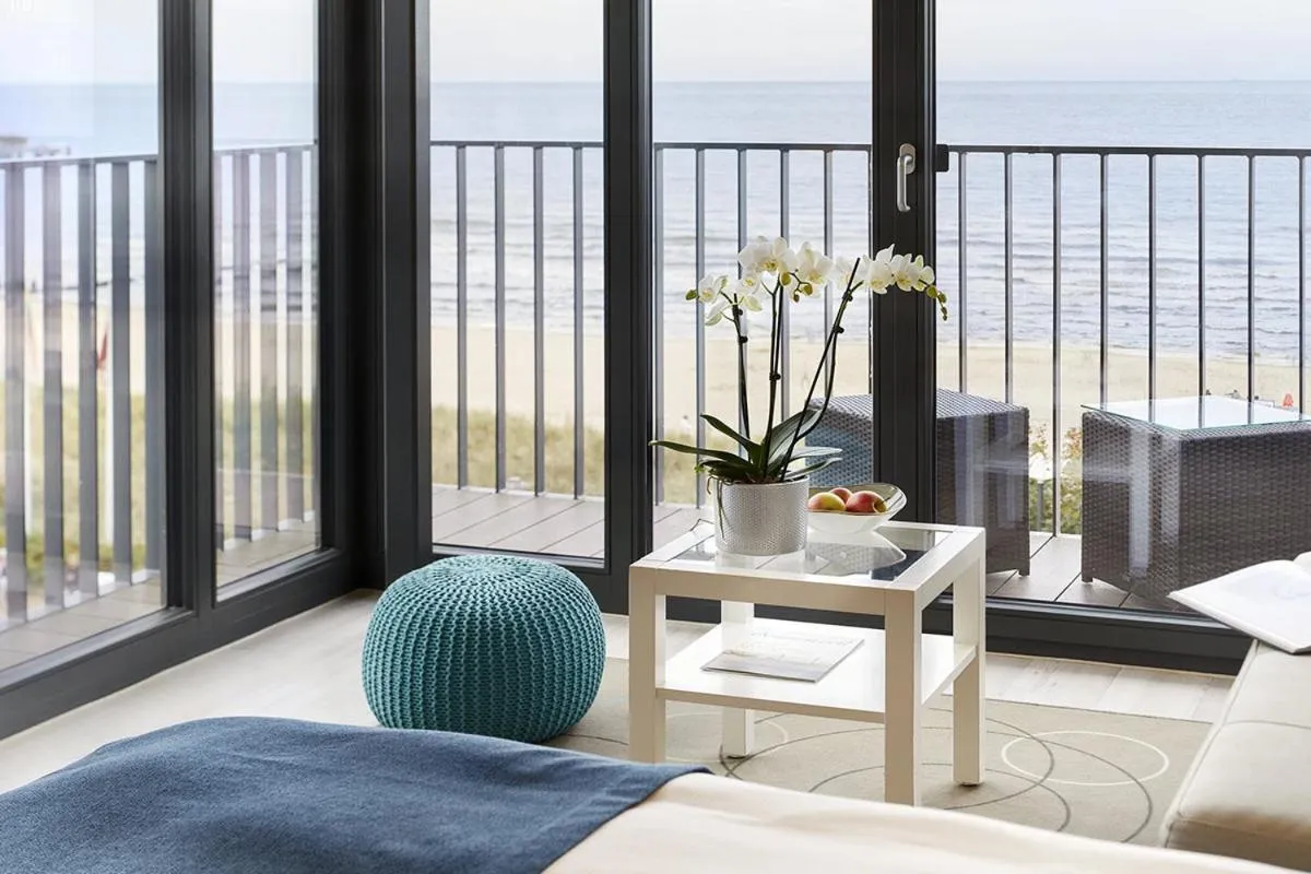 Photo of the whole room in SEETELHOTEL Kaiserstrand Beachhotel das Lifestyle-Hotel direkt am Strand