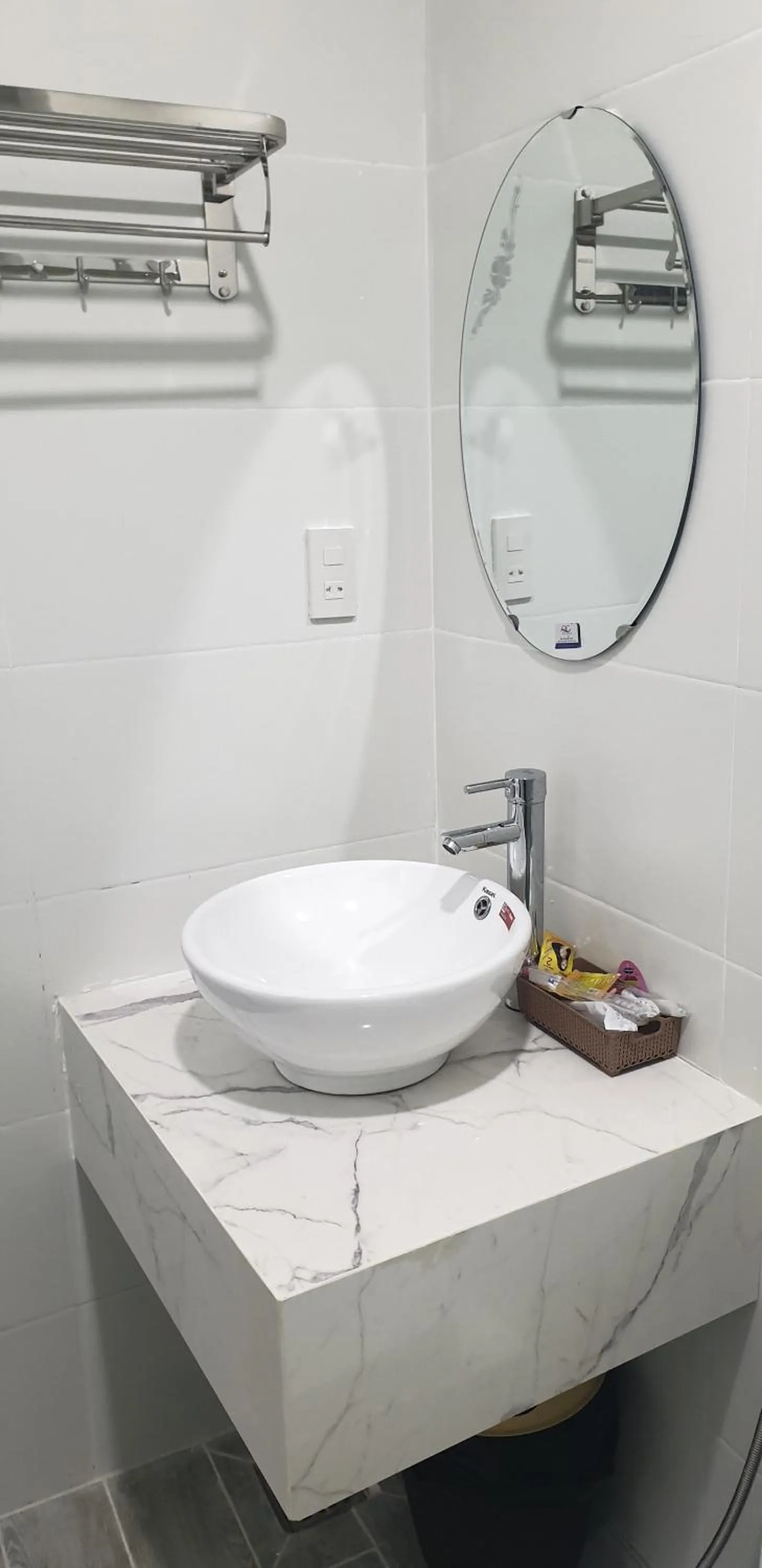 Toilet in Like Family Hotel