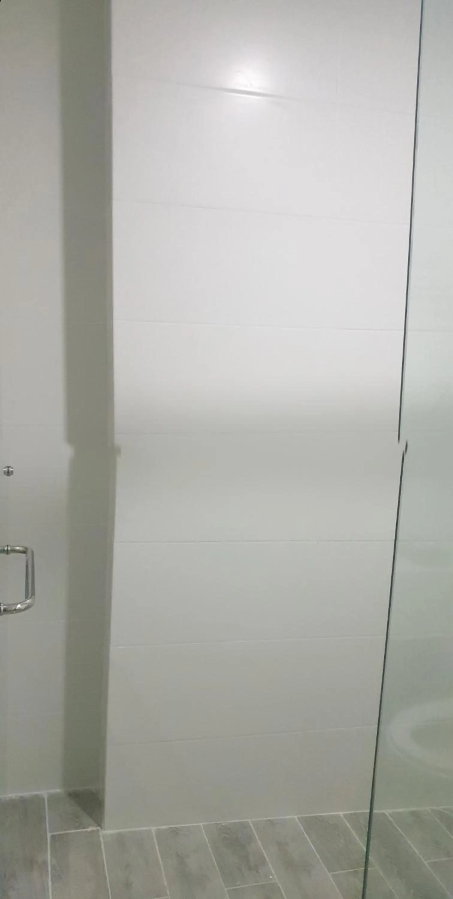 Shower in Like Family Hotel