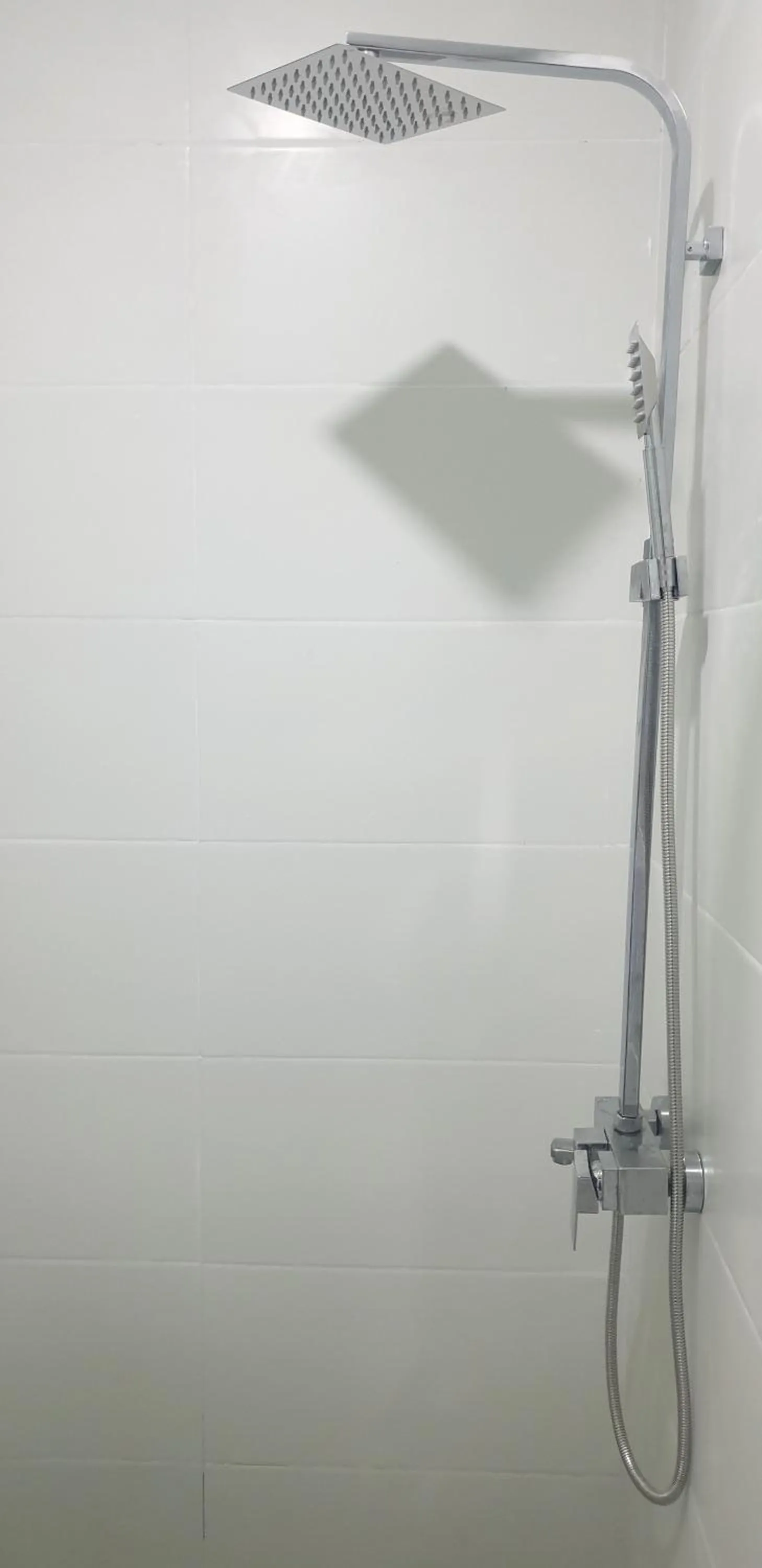 Shower in Like Family Hotel