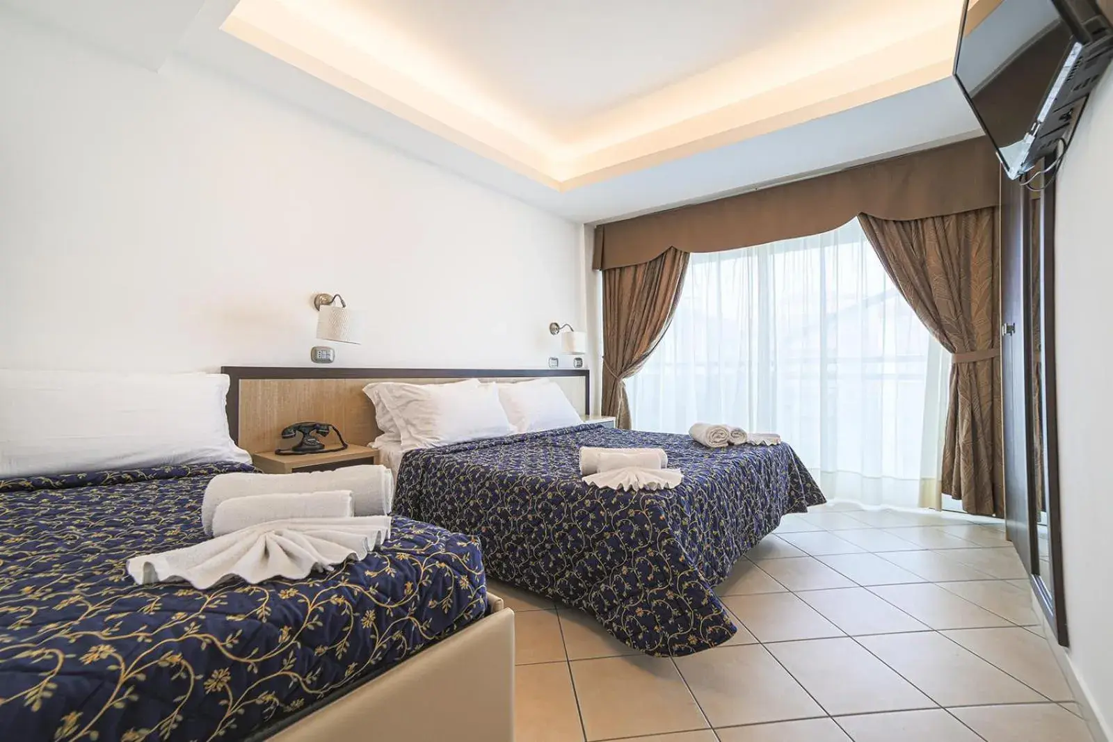 Bed in Hotel Ambasciatori