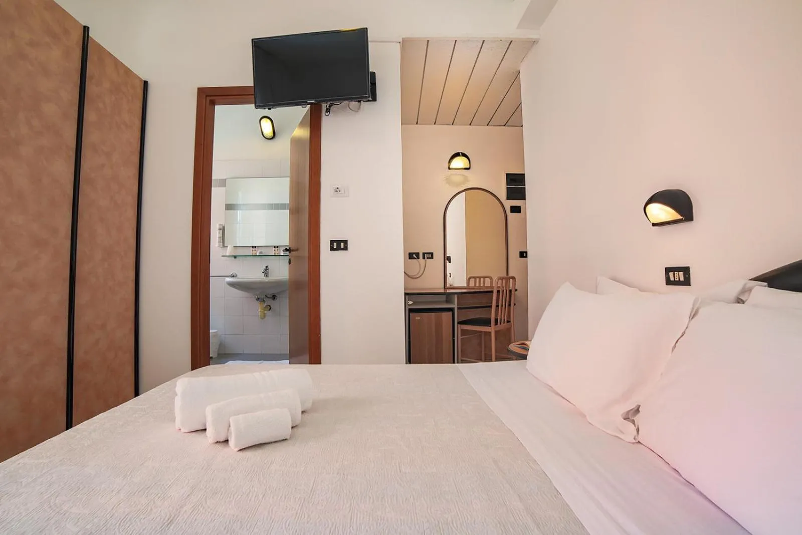 Bed in Hotel Ambasciatori