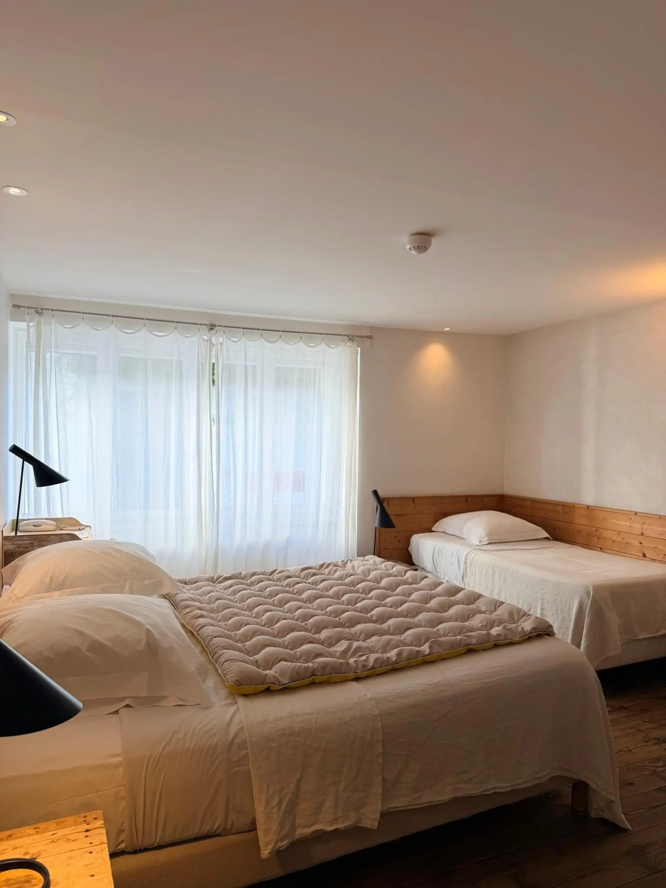 Family Room in Hôtel Le Sénéchal Family Room in Hôtel Le Sénéchal