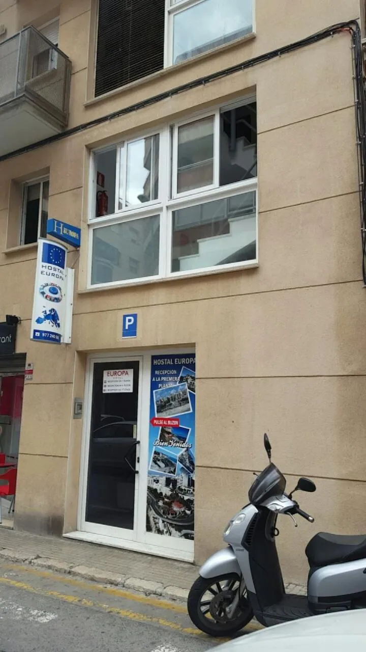 Property building in Hostal Europa