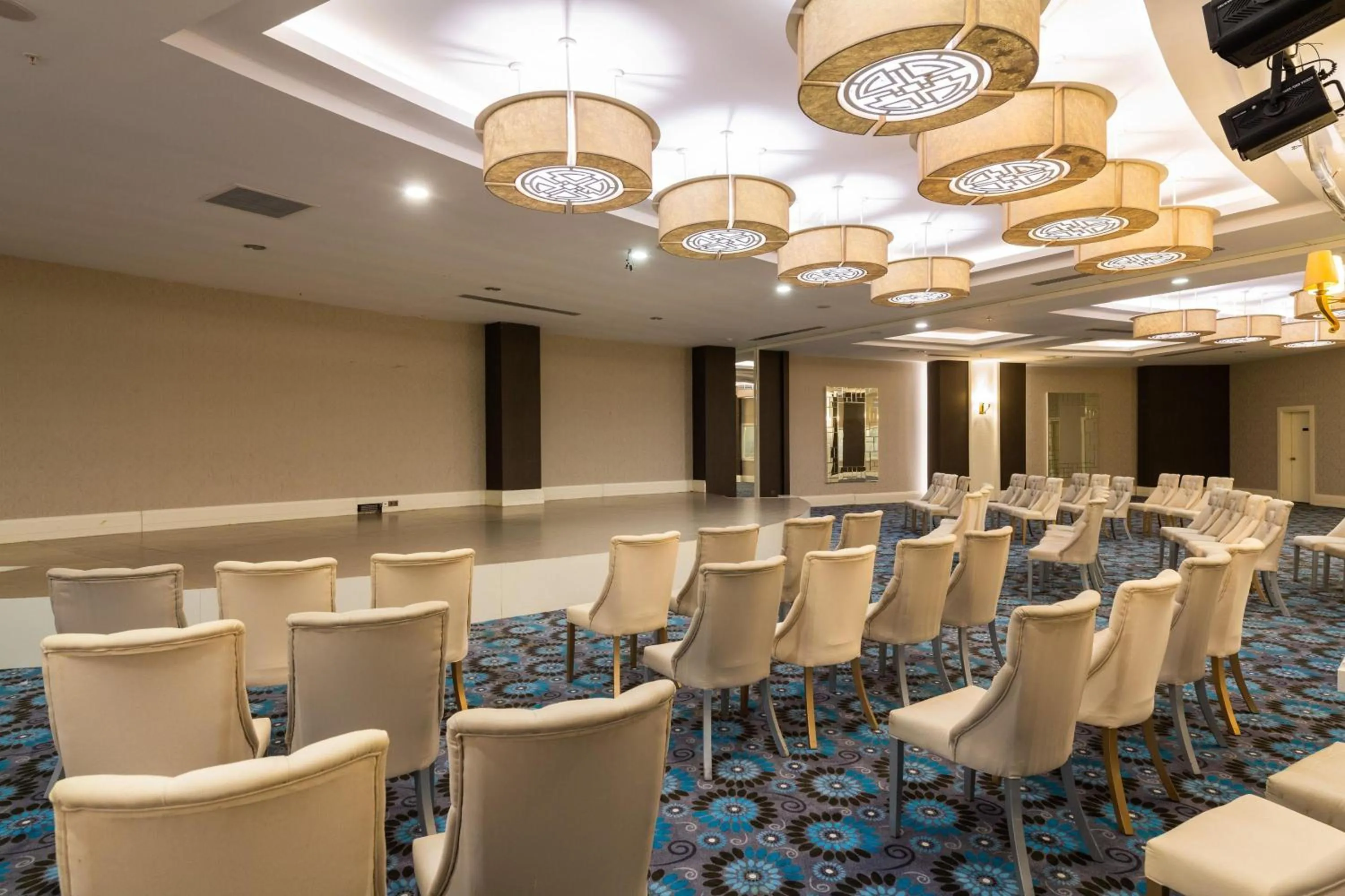 Meeting/conference room in Kirman Belazur Resort & Spa