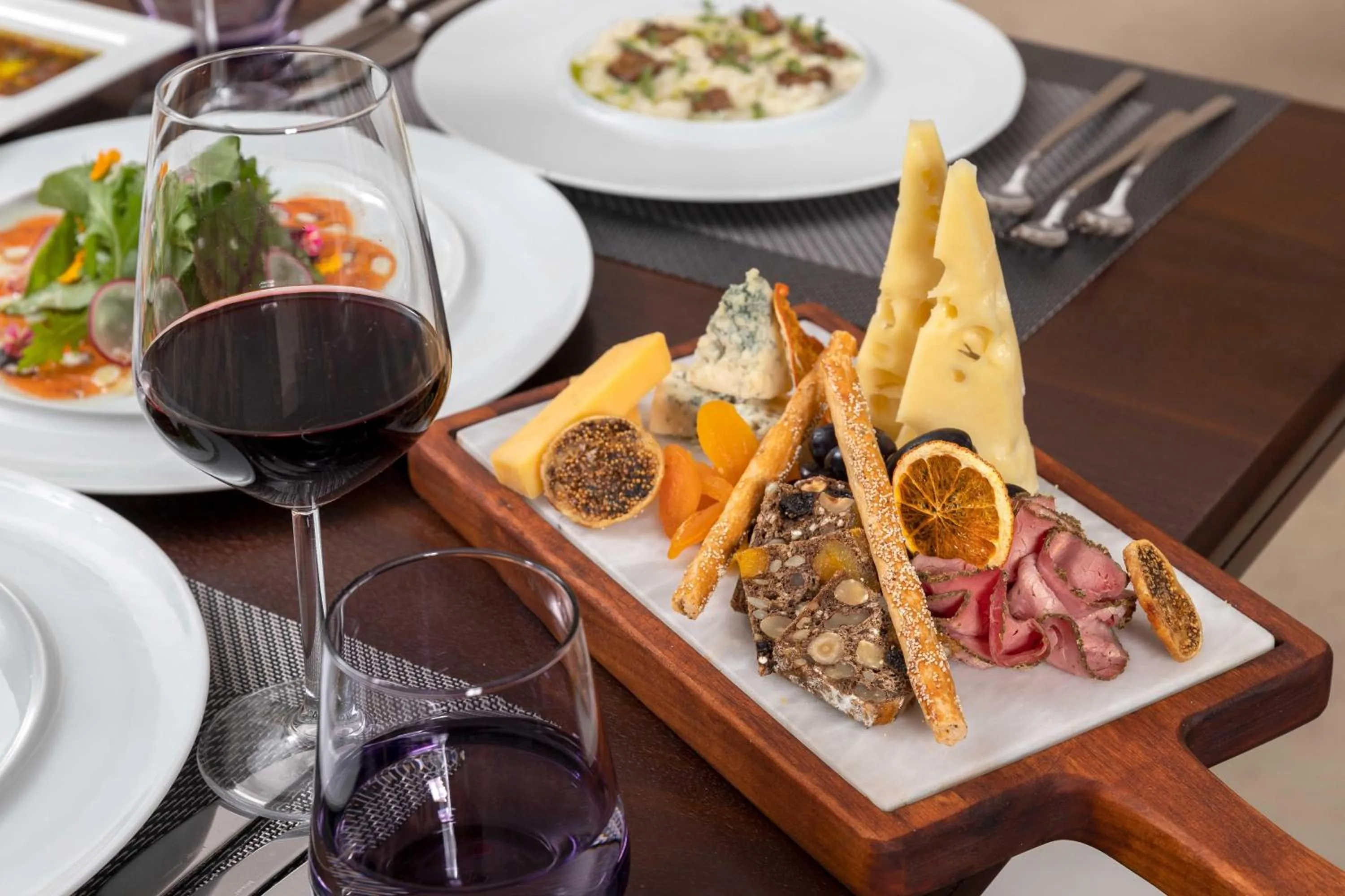 Restaurant/places to eat in Kirman Belazur Resort & Spa