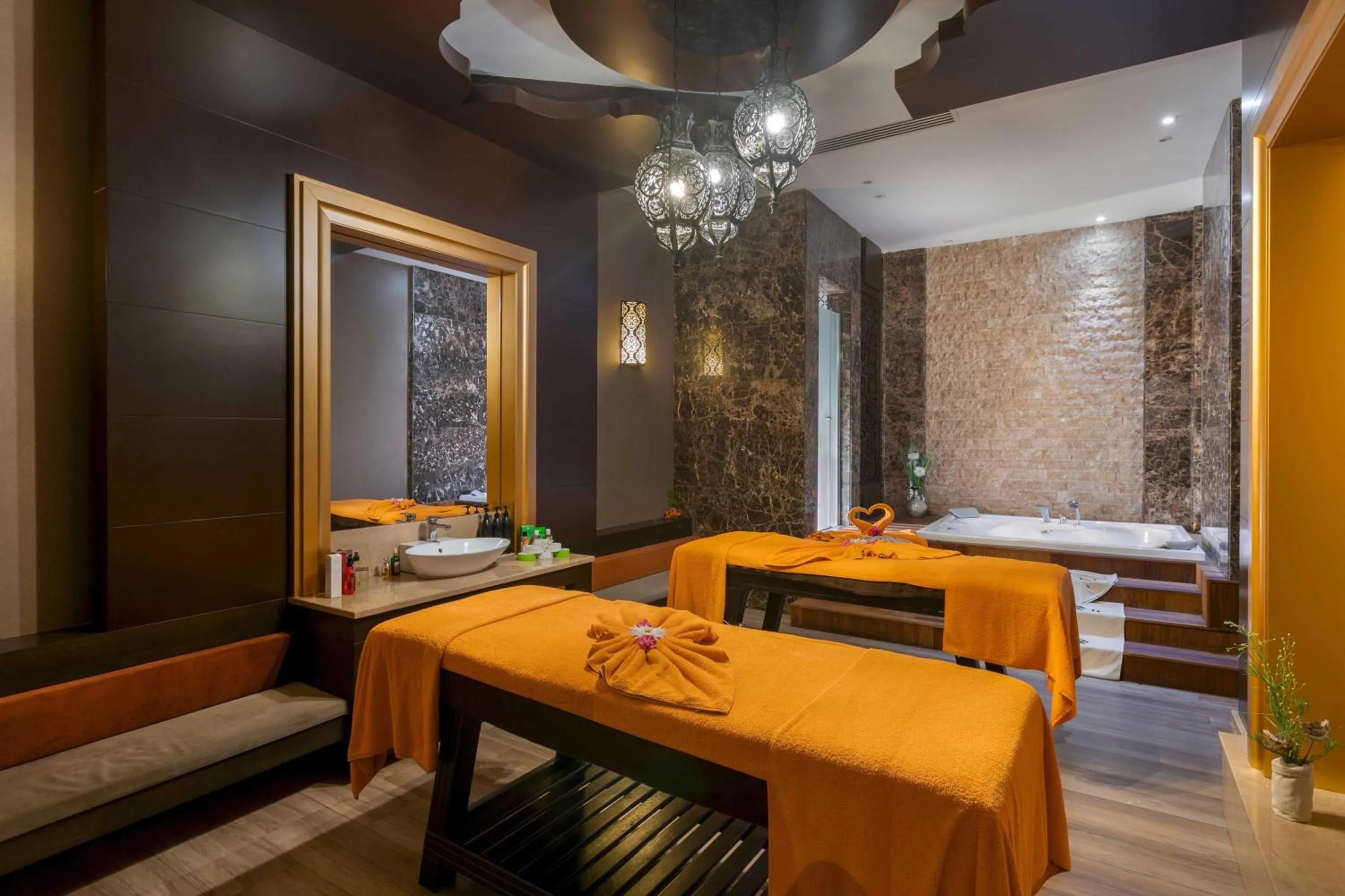 Spa and wellness centre/facilities, Bed in Kirman Belazur Resort & Spa