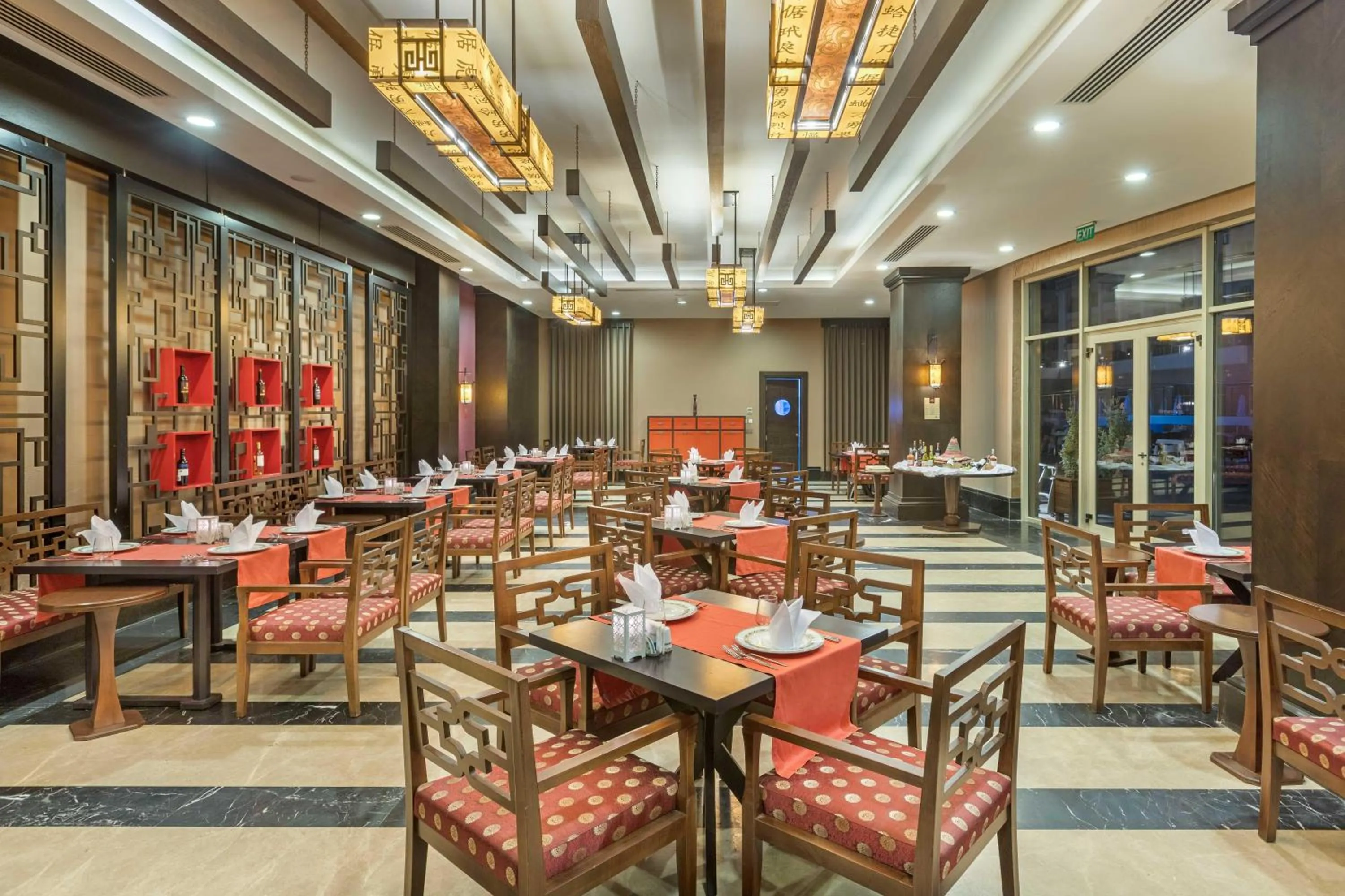 Restaurant/places to eat in Kirman Belazur Resort & Spa