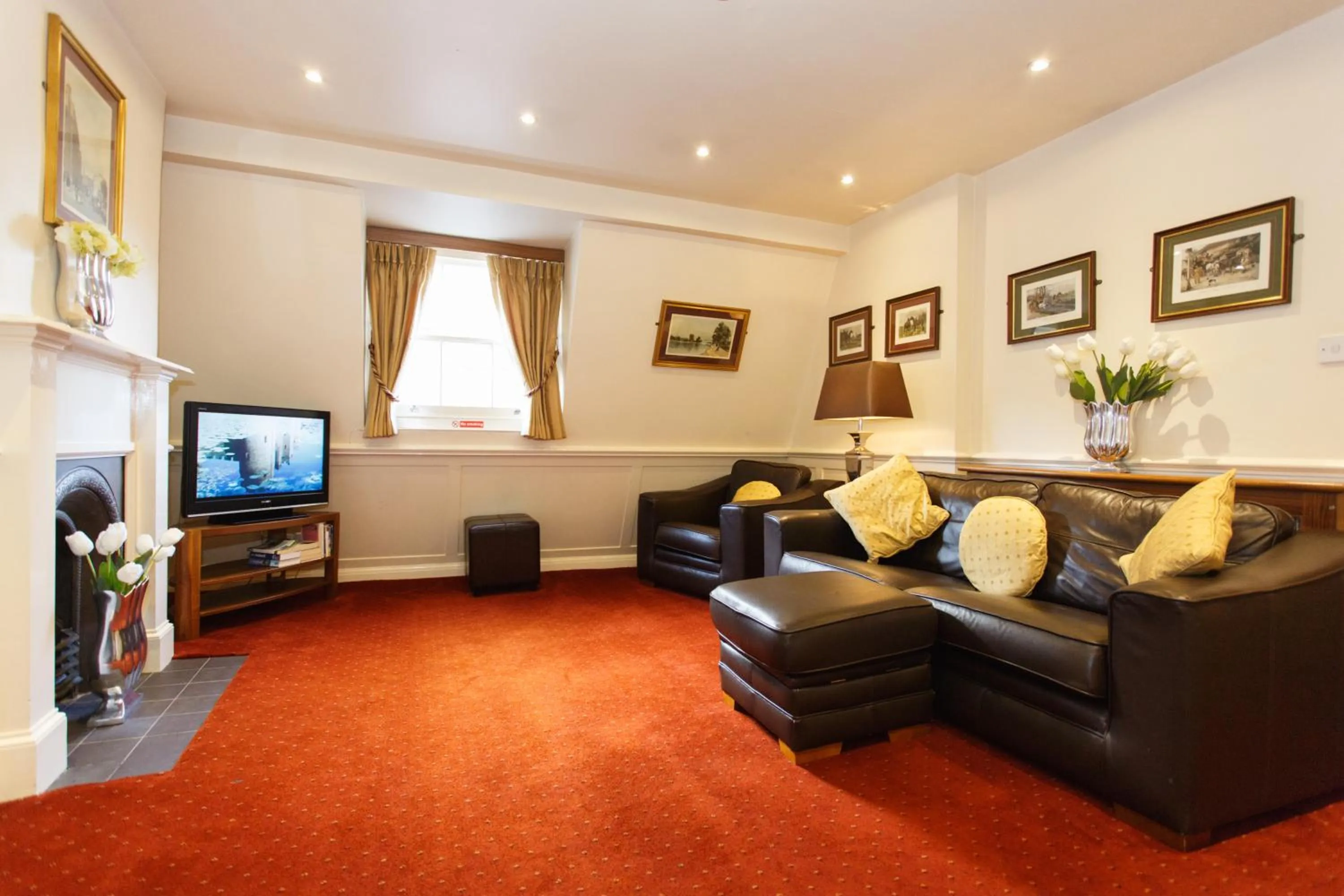 TV and multimedia in Morgan Hotel