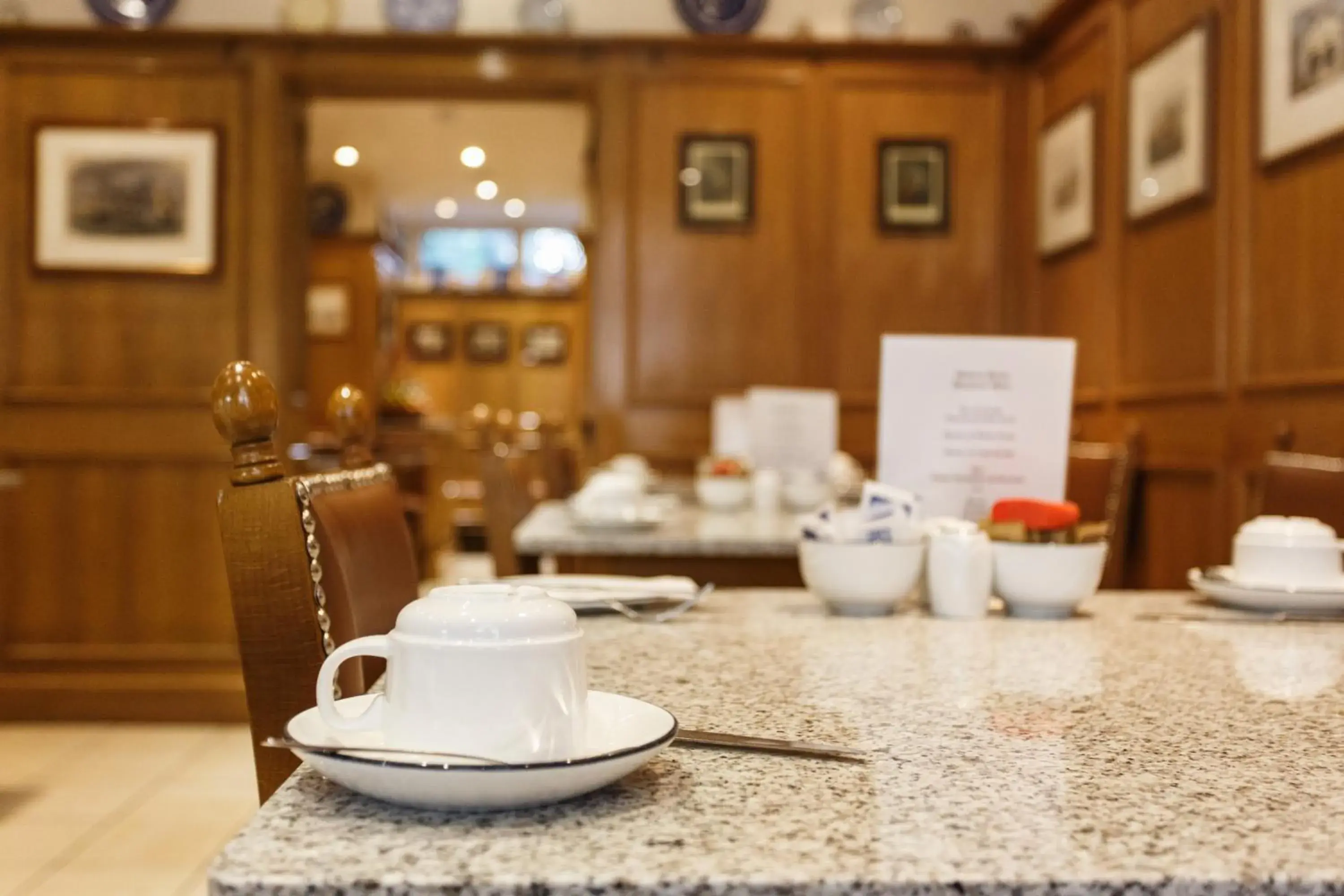 Restaurant/places to eat in Morgan Hotel Restaurant/places to eat in Morgan Hotel