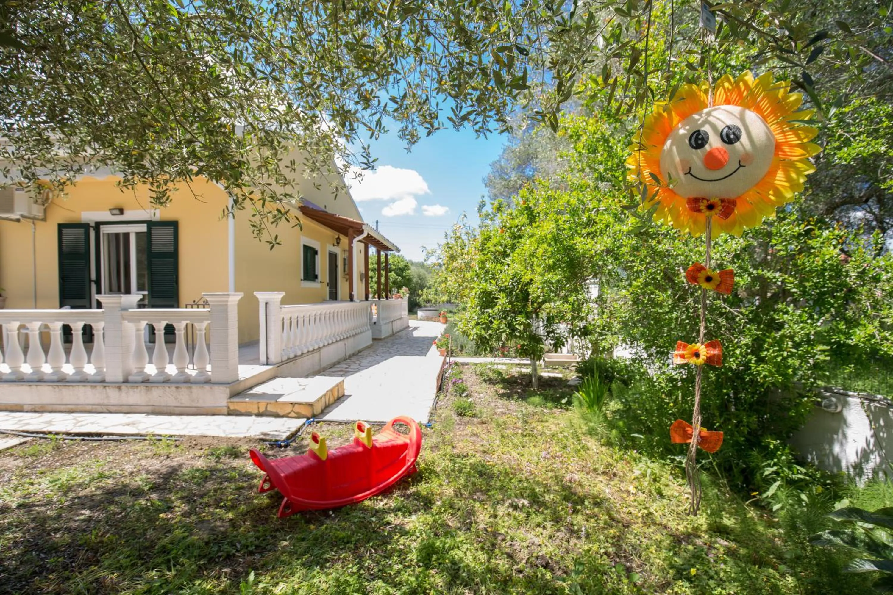 Garden in Karia Holiday Home