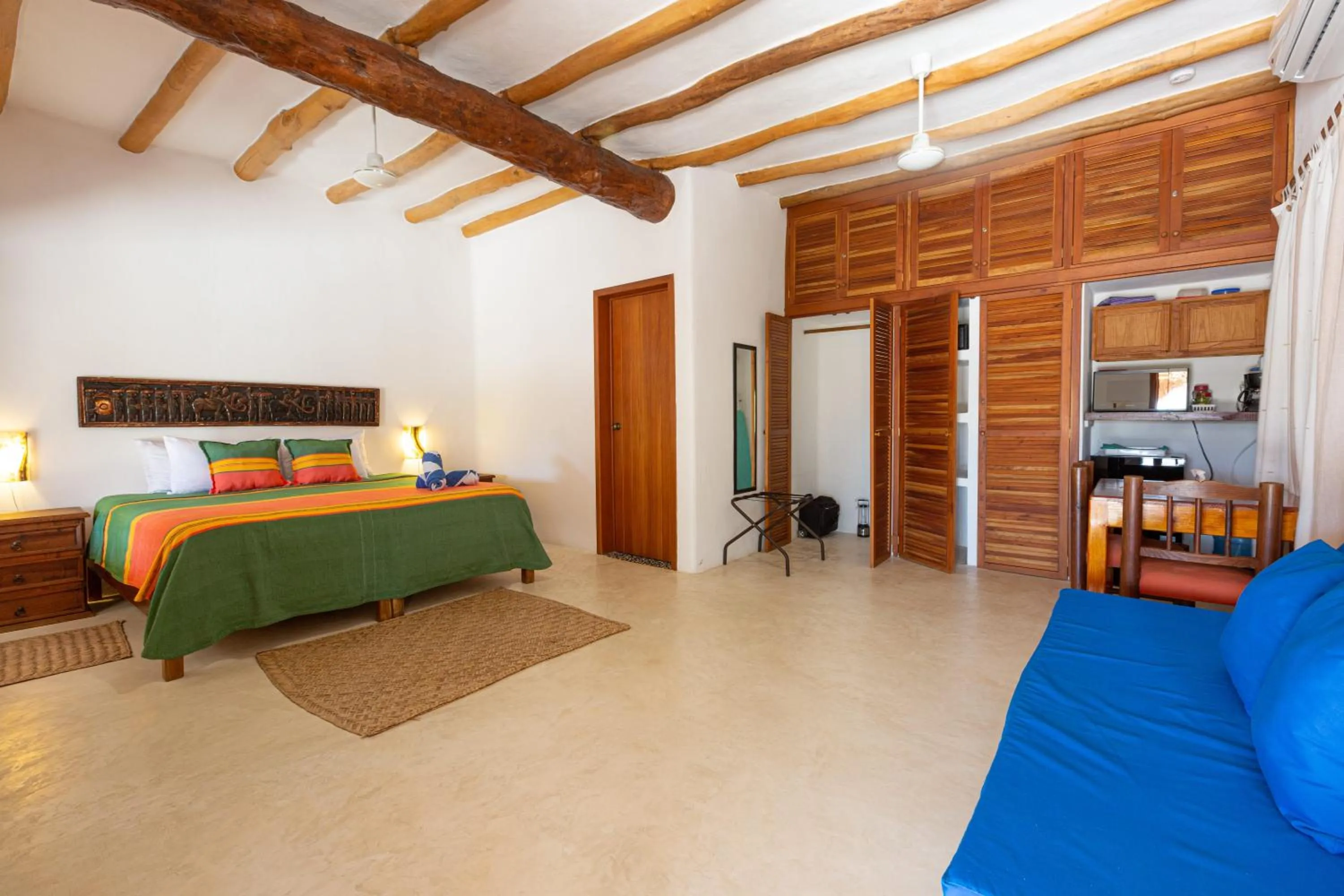 Bed in La Casa del Alux - Adults Only