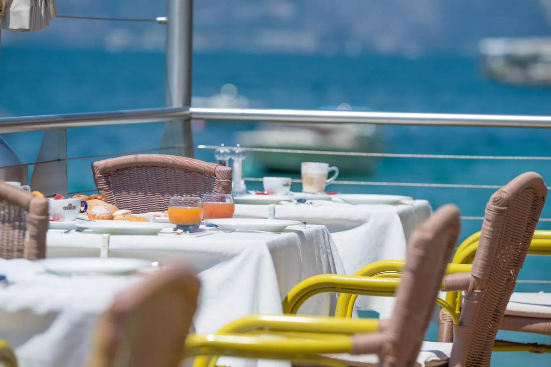 Restaurant/places to eat in Hotel Venezia