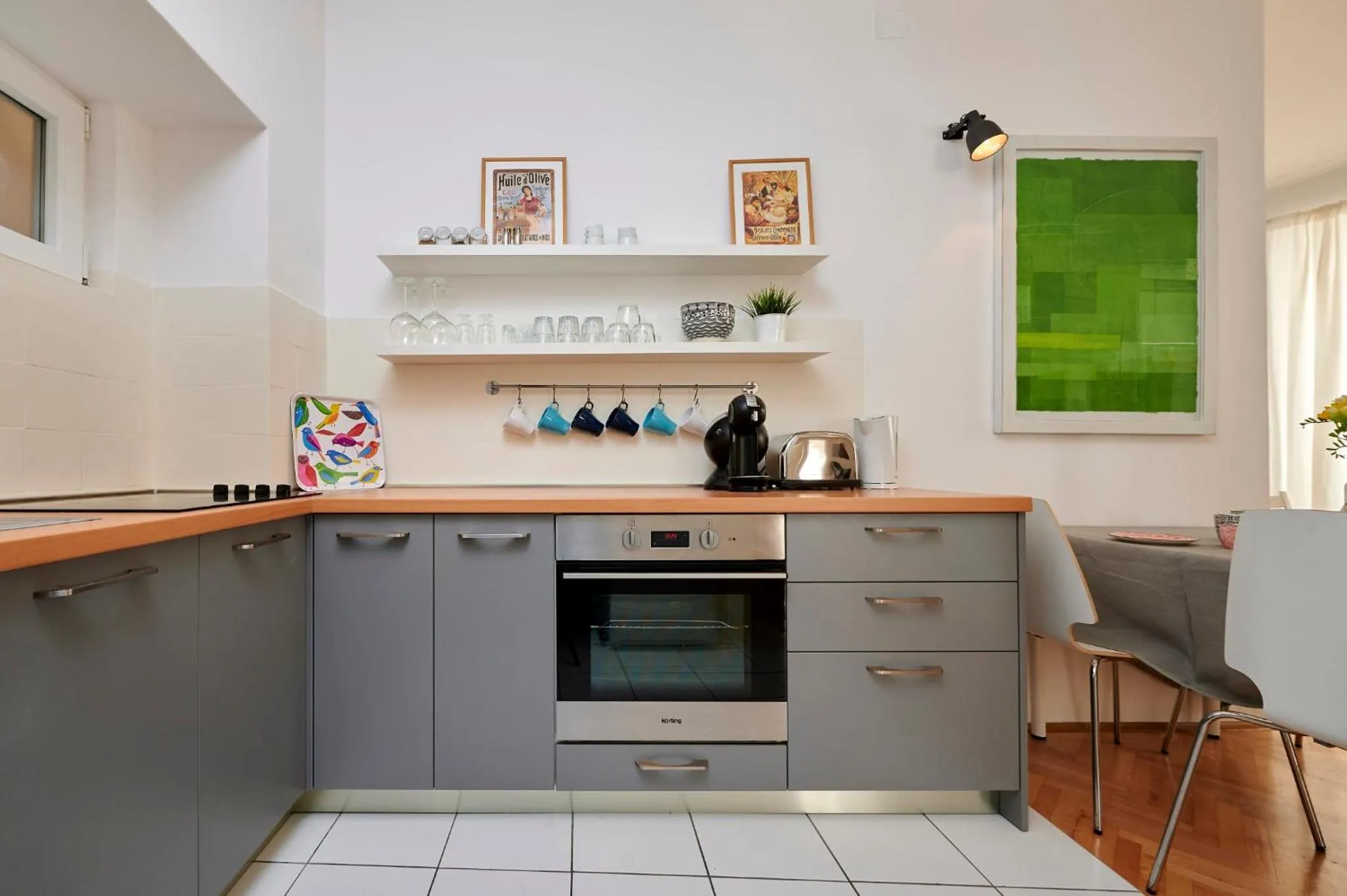 kitchen in Apartment Tin