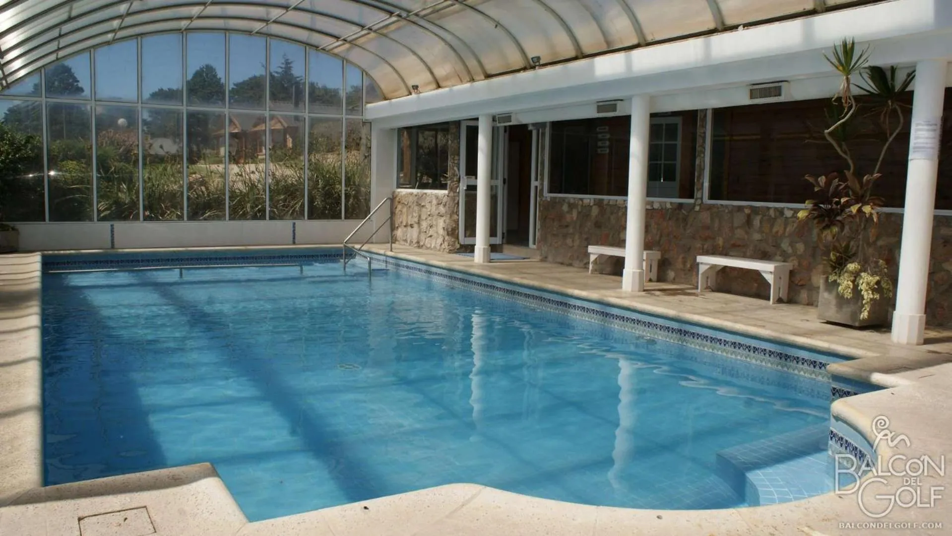 Swimming pool in Balcon del Golf