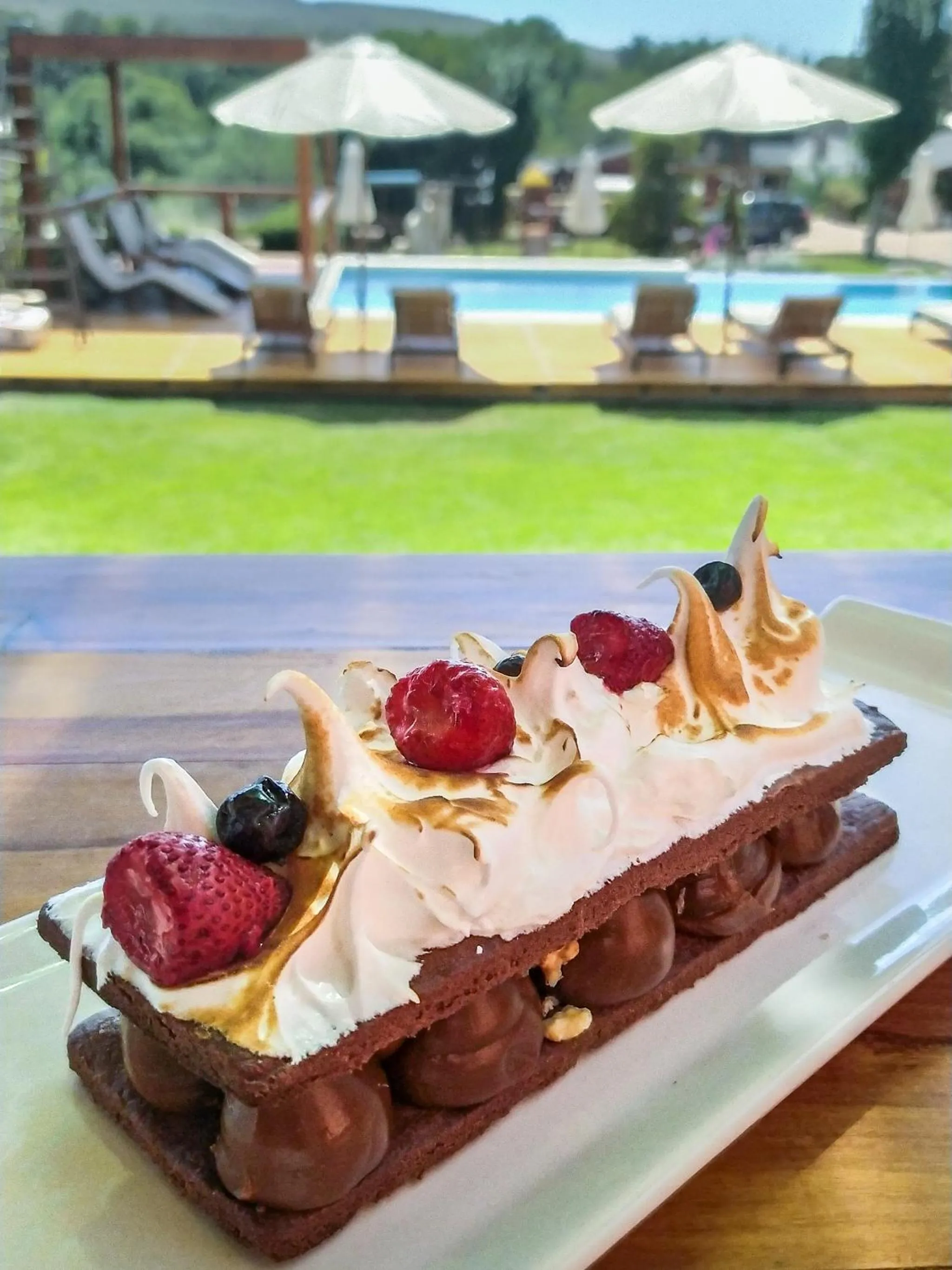 Restaurant/places to eat in Balcon del Golf