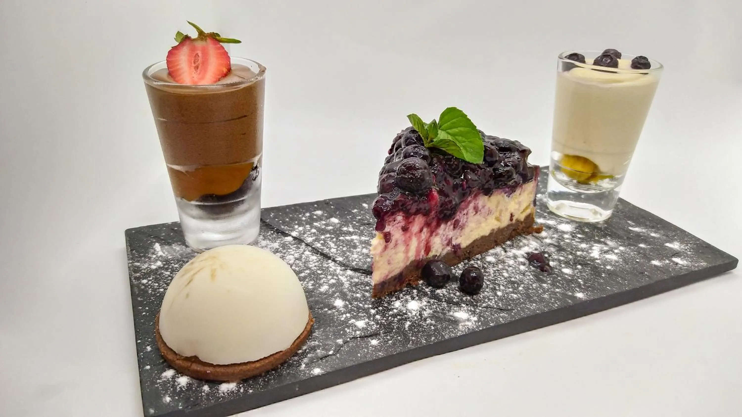 Restaurant/places to eat in Balcon del Golf
