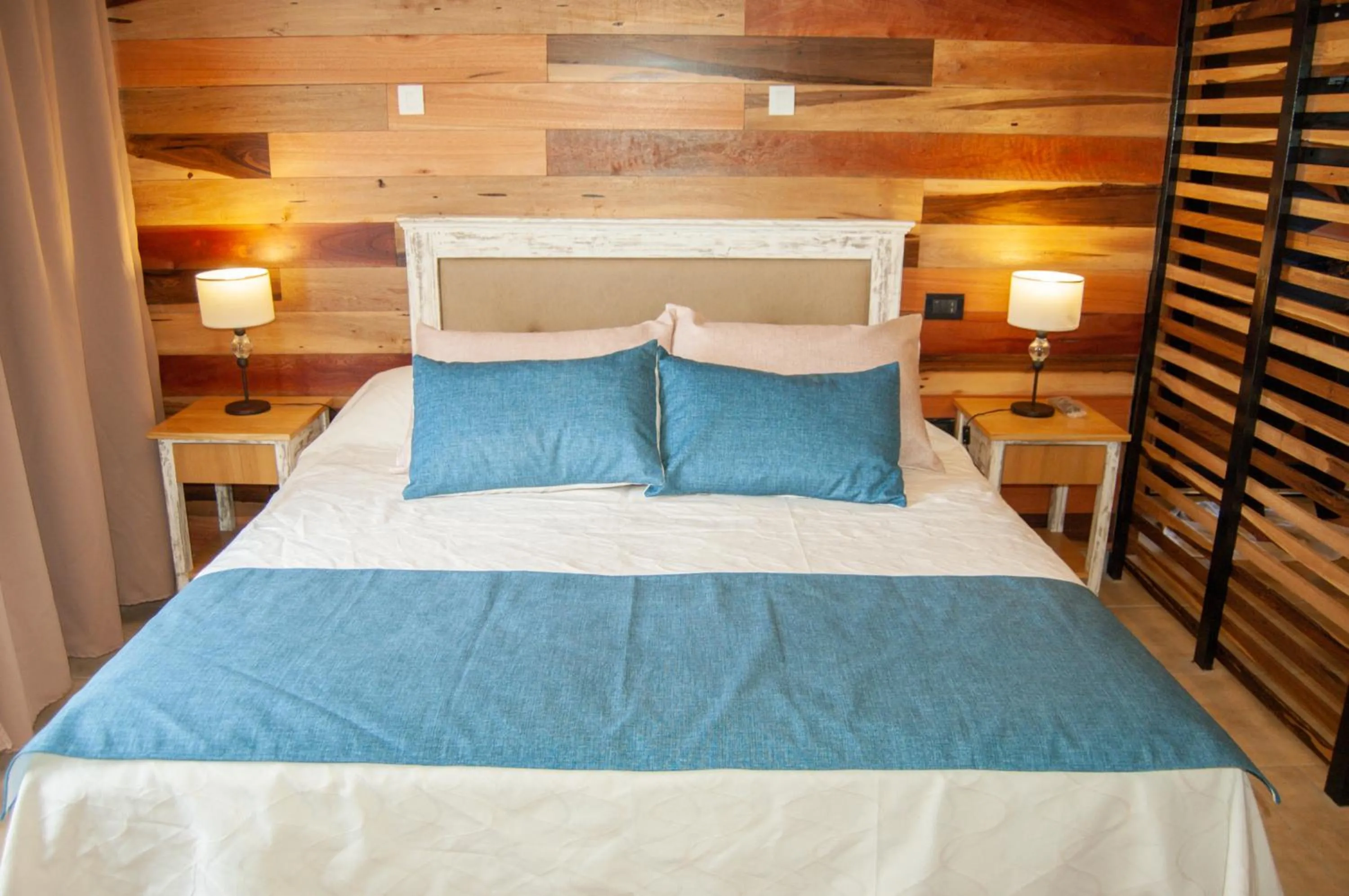 Bed in Balcon del Golf