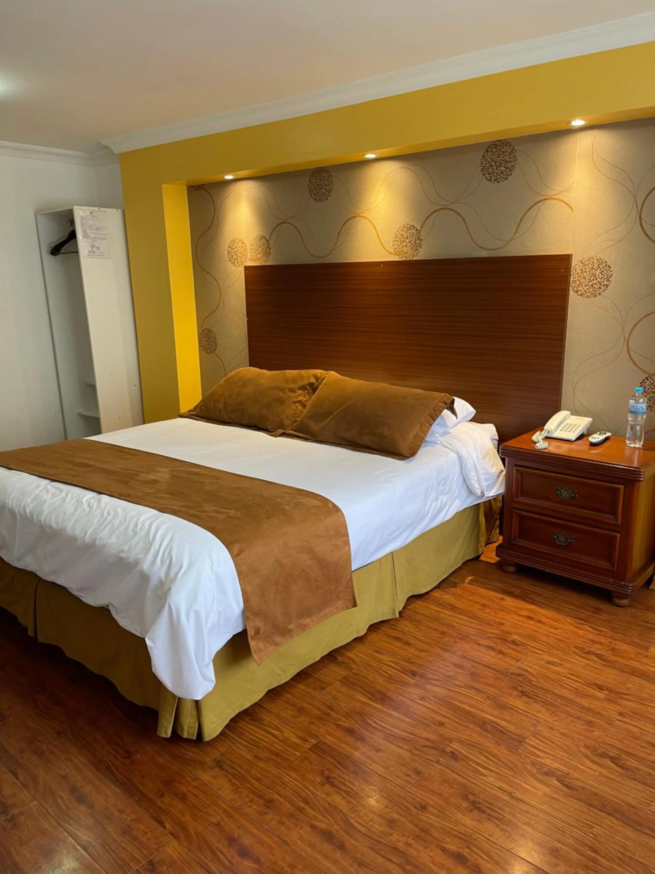 Bed in Gran Hotel Napoleón