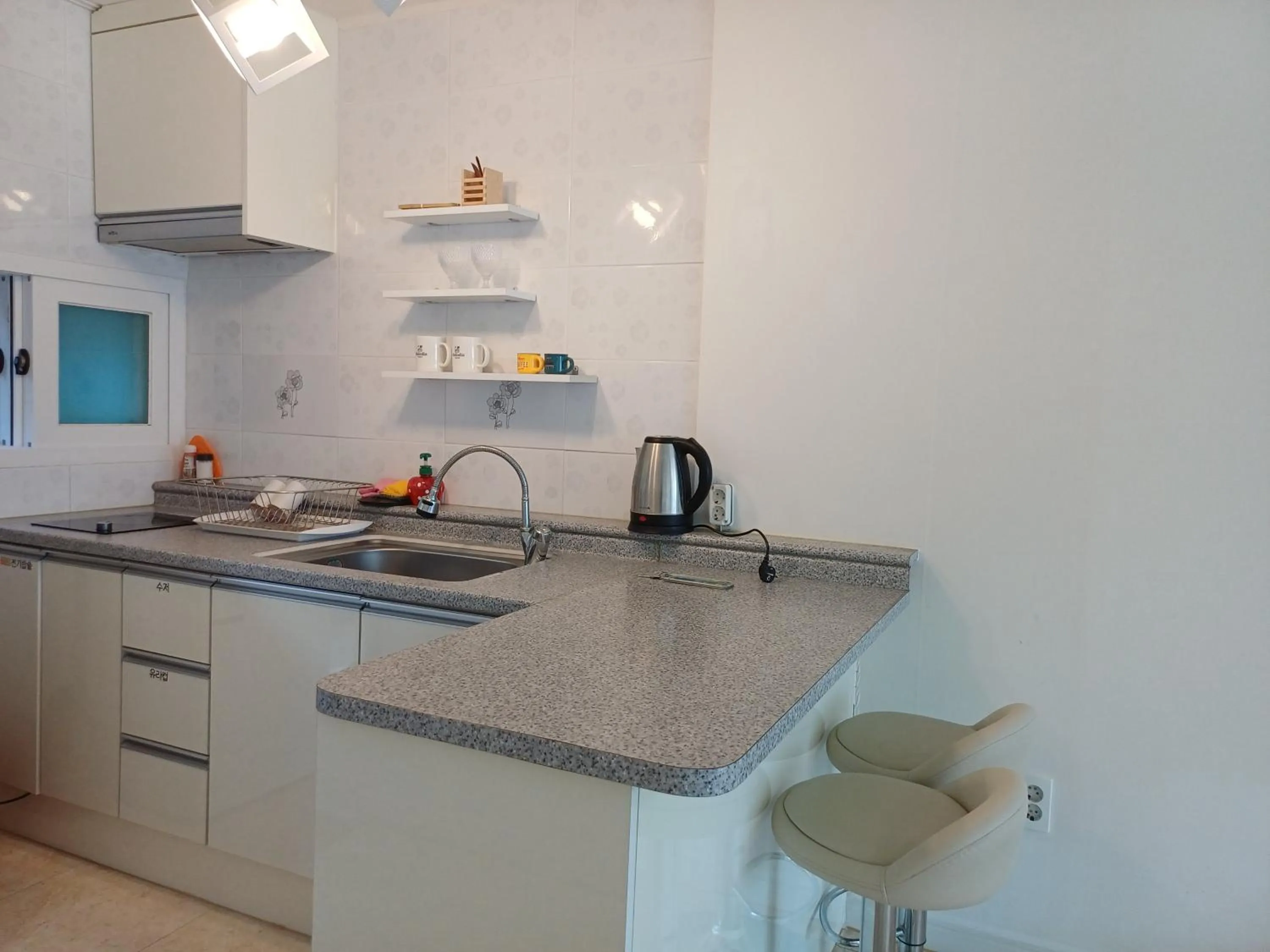 minibar in Melodia Pension