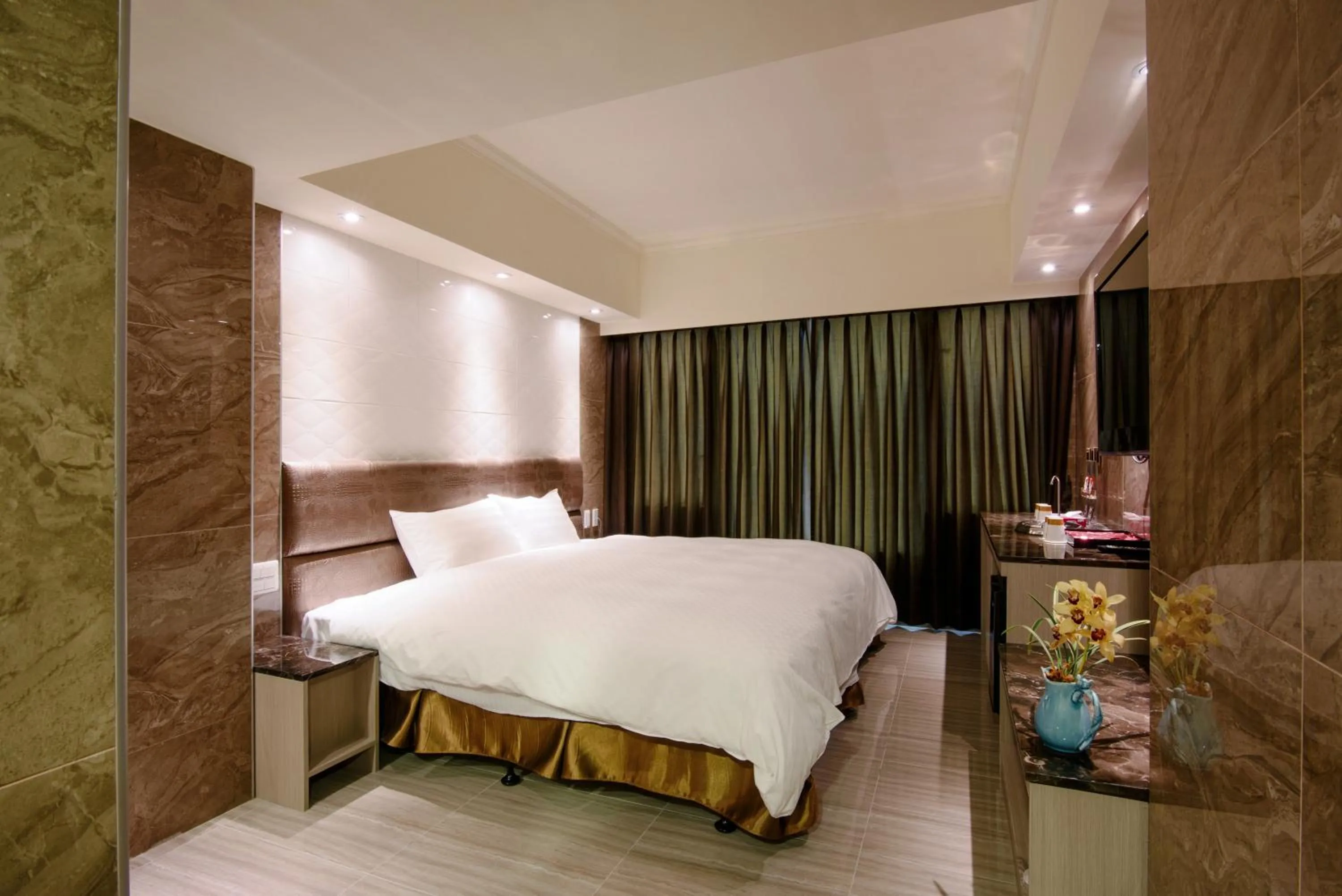 Bedroom, Bed in Shui Sha Lian Hotel