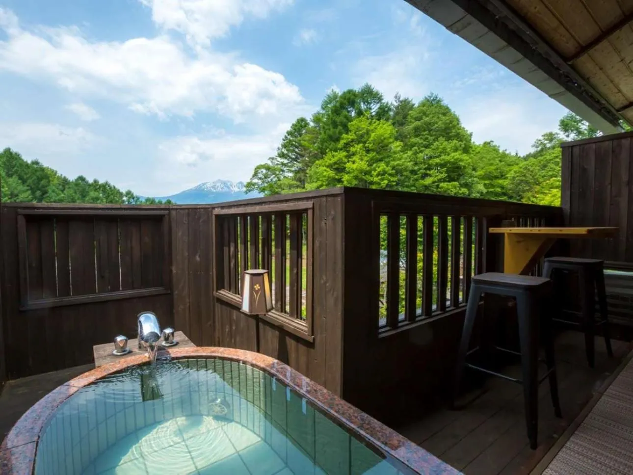 Open Air Bath in Tsutaya Tokinoyado Kazari
