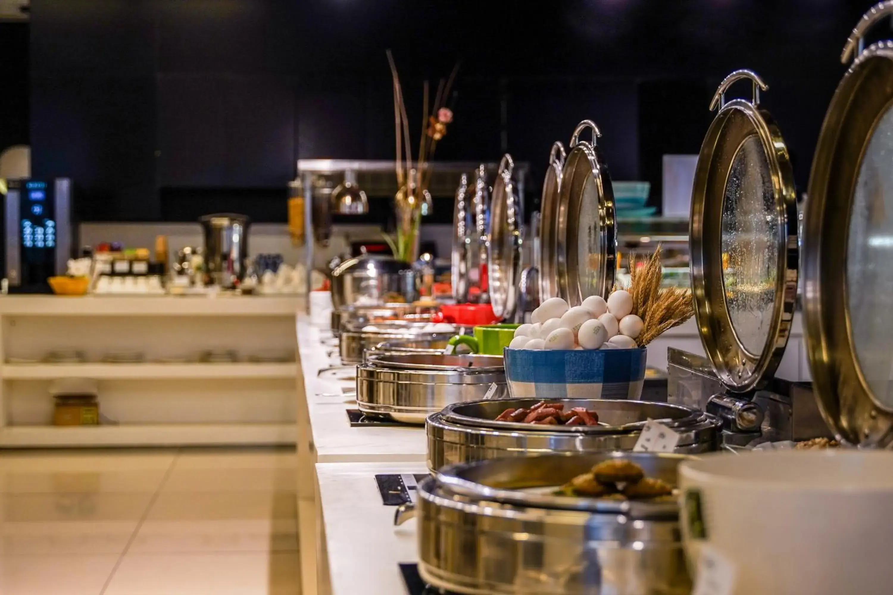 Food and drinks in Awfad Hotel Food and drinks in Awfad Hotel