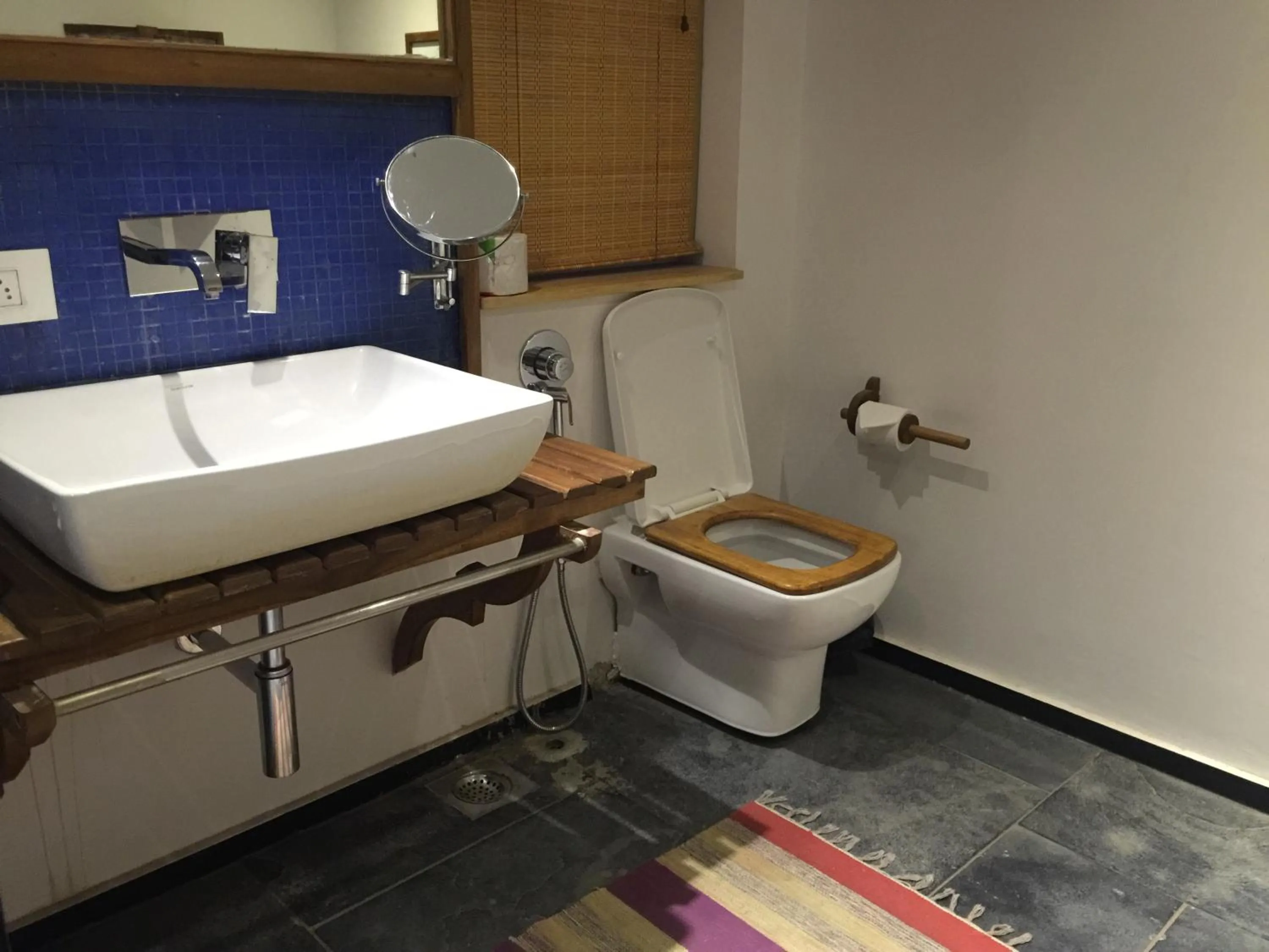 Bathroom in The Sky Imperial Aarivaa Luxury Stays