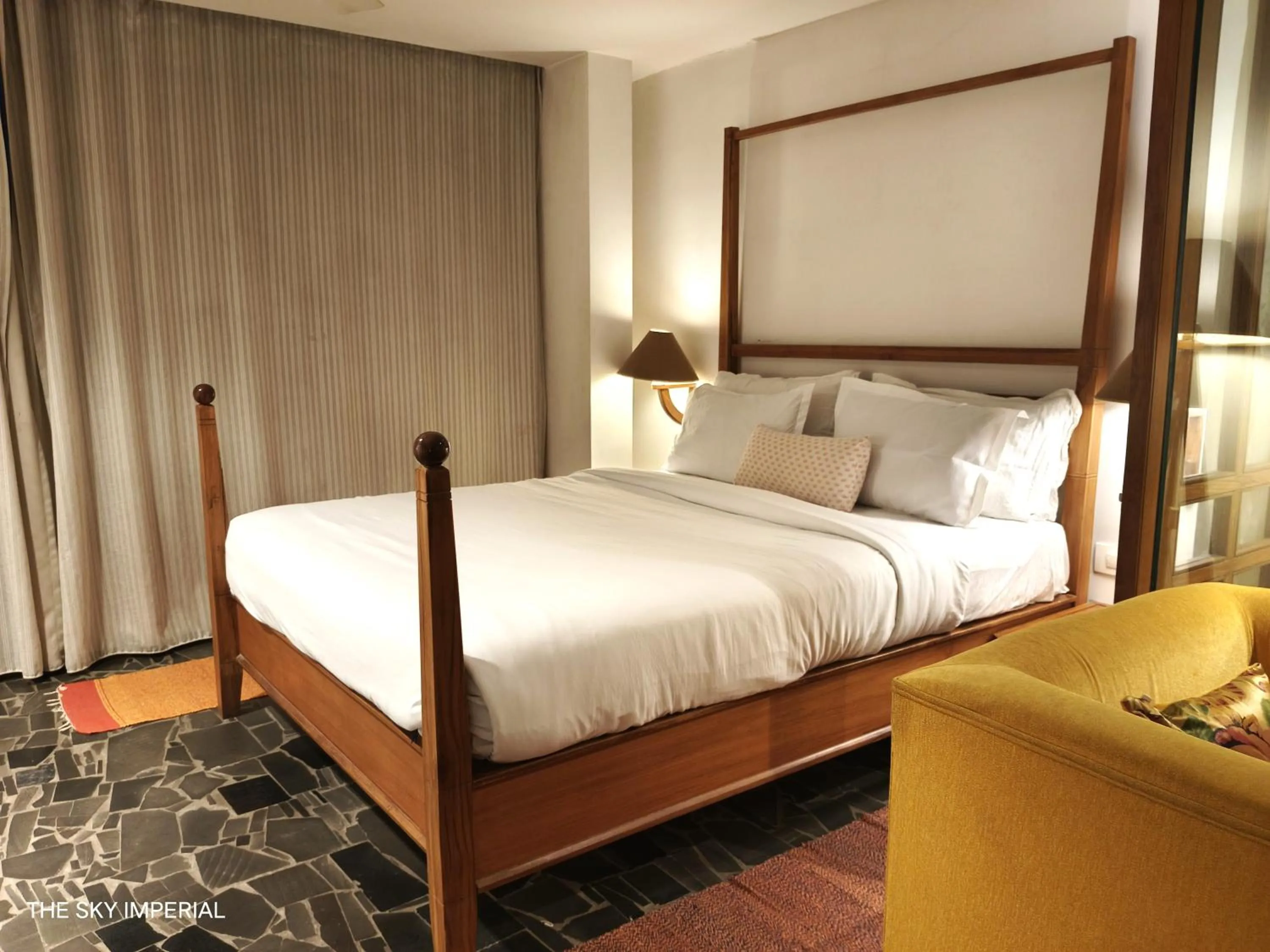 Bed in The Sky Imperial Aarivaa Luxury Stays