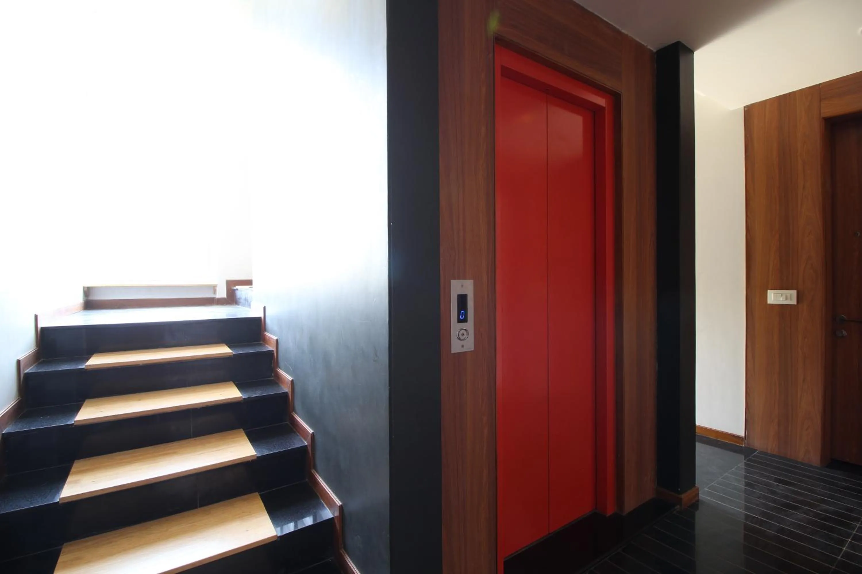 Area and facilities in The Sky Imperial Aarivaa Luxury Stays