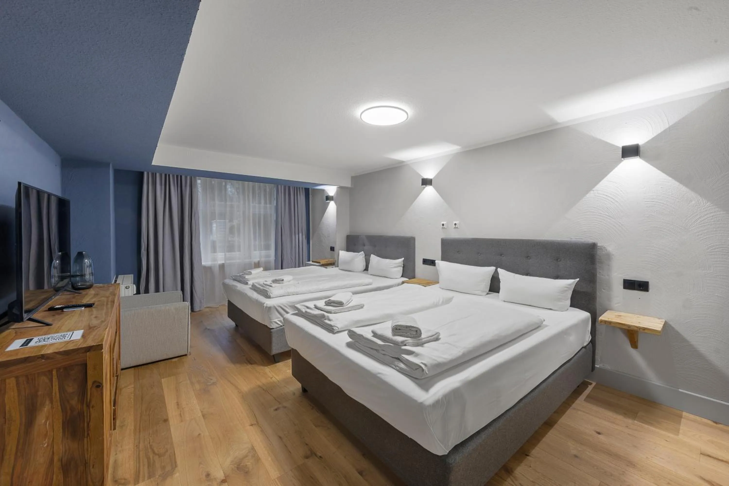 Bedroom, Bed in Big family apartment Berlin Treptower Park