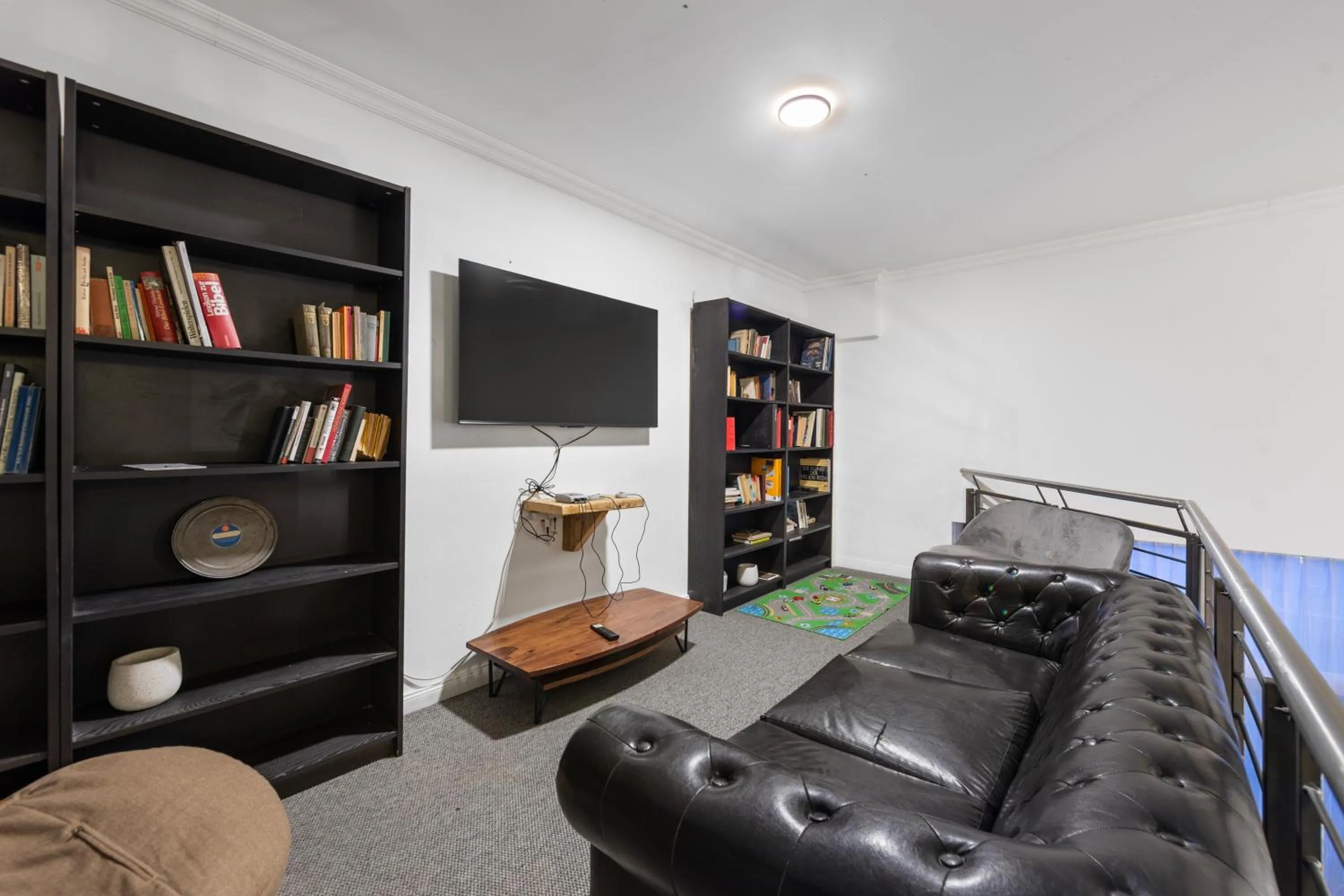 Game Room in Big family apartment Berlin Treptower Park