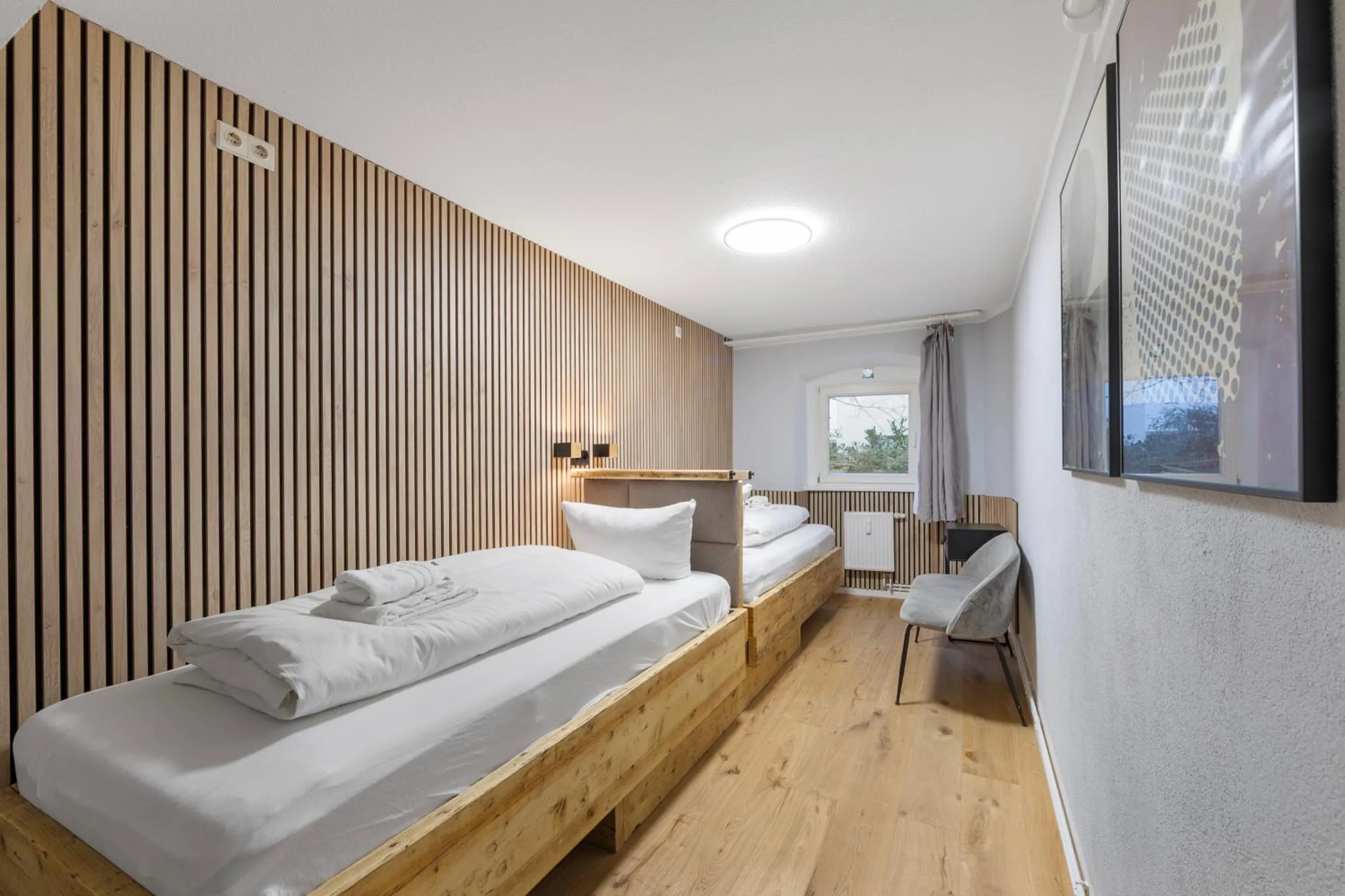 Bedroom, Bed in Big family apartment Berlin Treptower Park