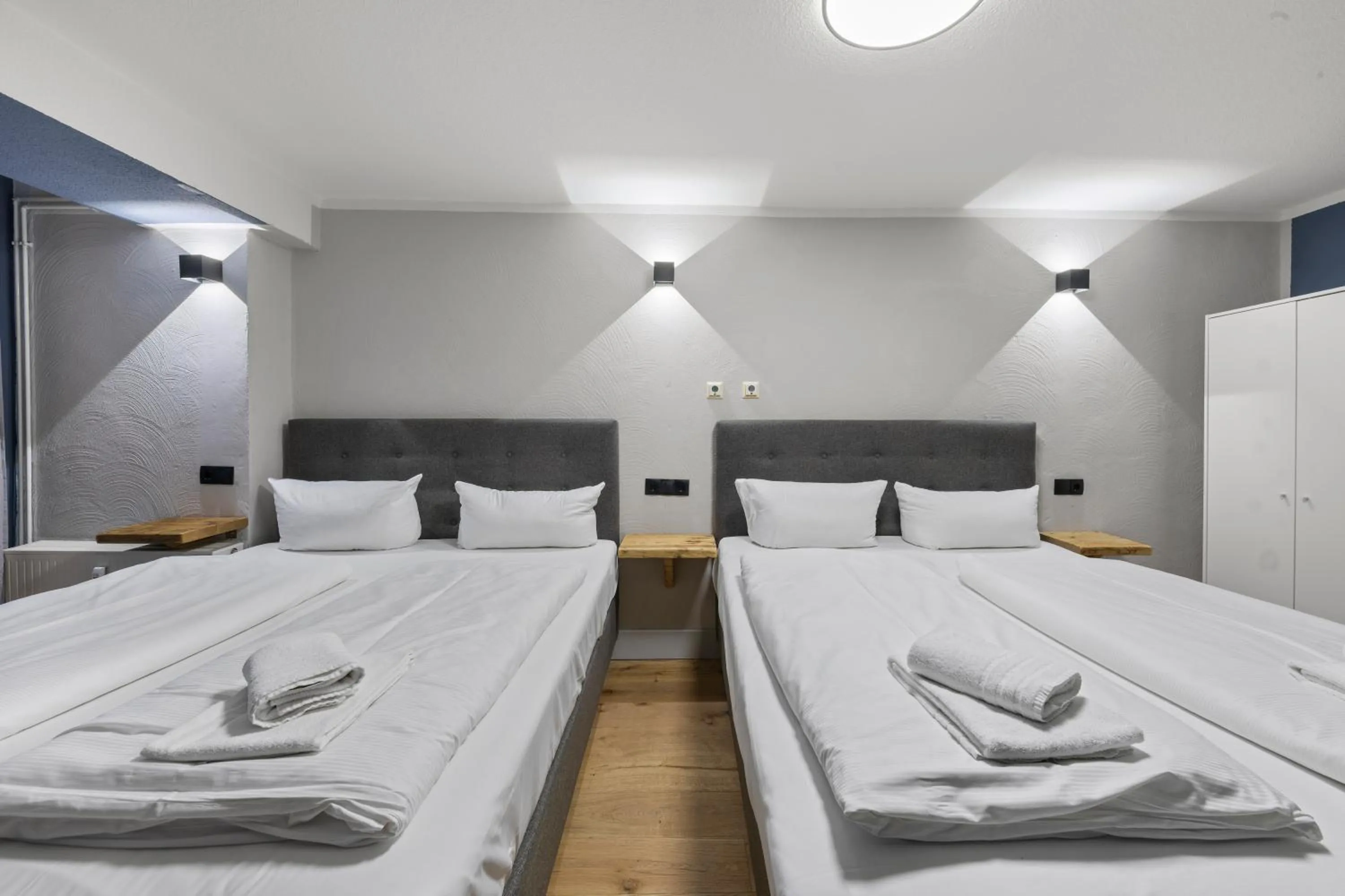 Bedroom, Bed in Big family apartment Berlin Treptower Park