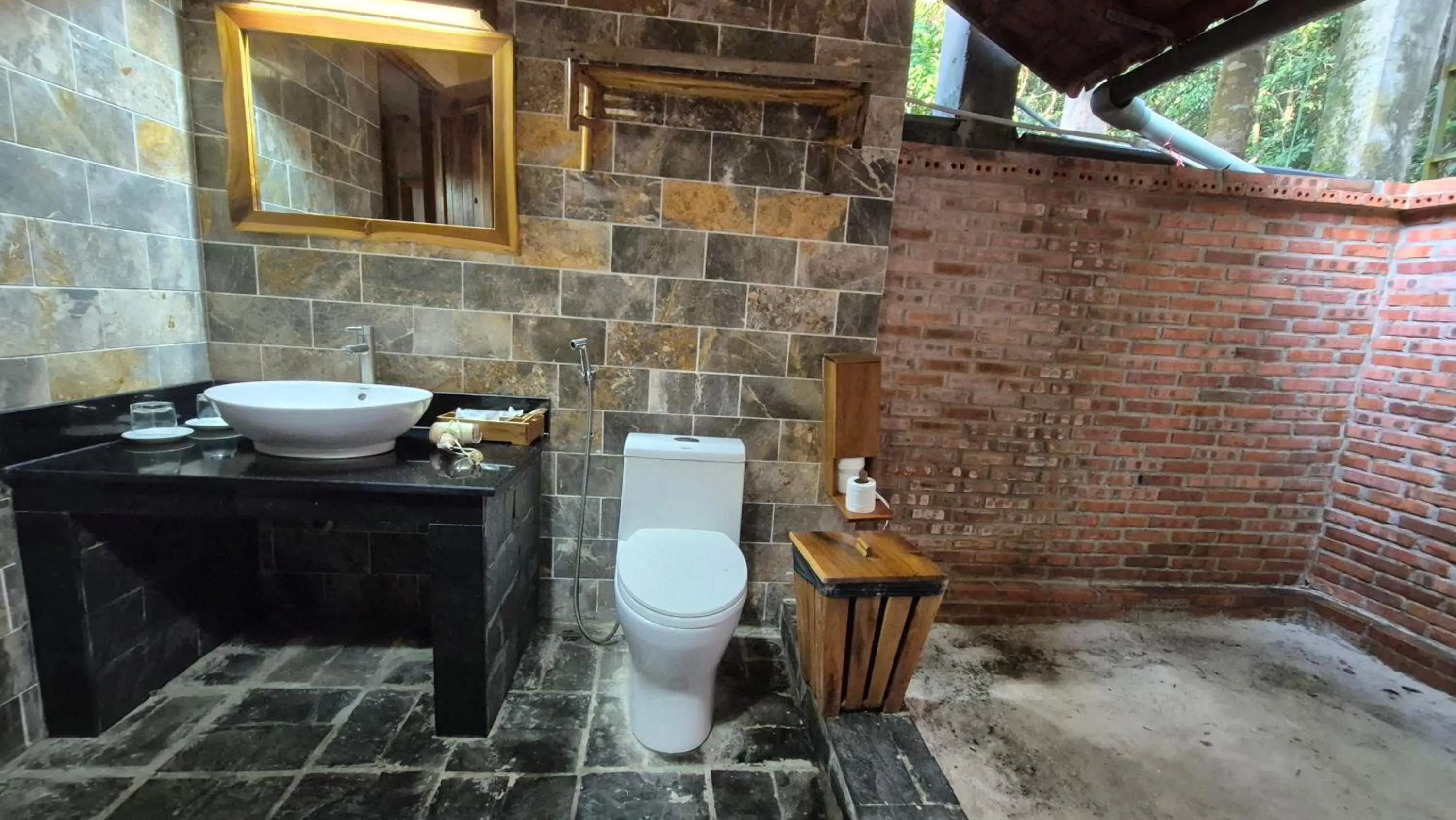 Bathroom in Valley Village Phu Quoc