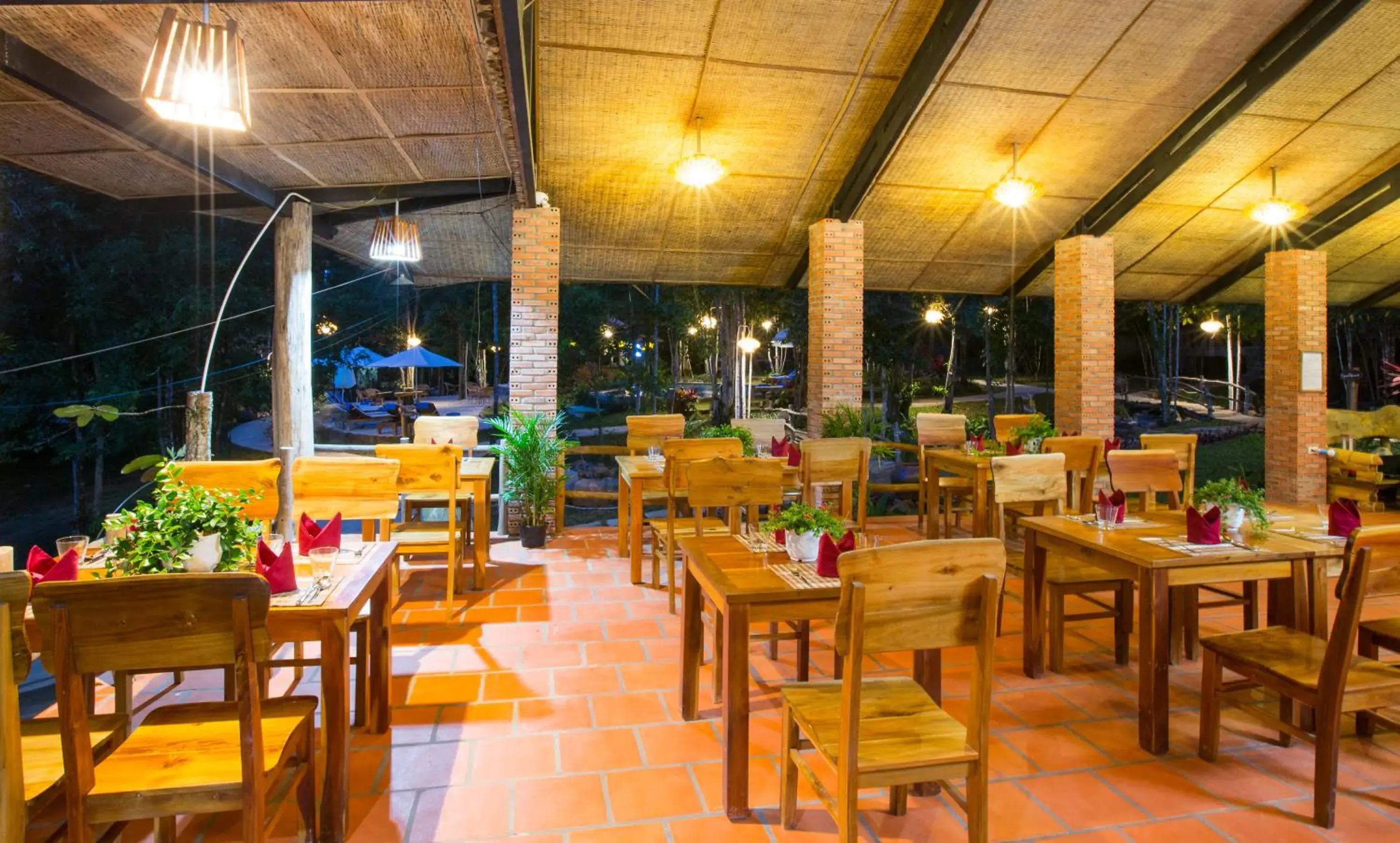 Restaurant/places to eat in Valley Village Phu Quoc Restaurant/places to eat in Valley Village Phu Quoc
