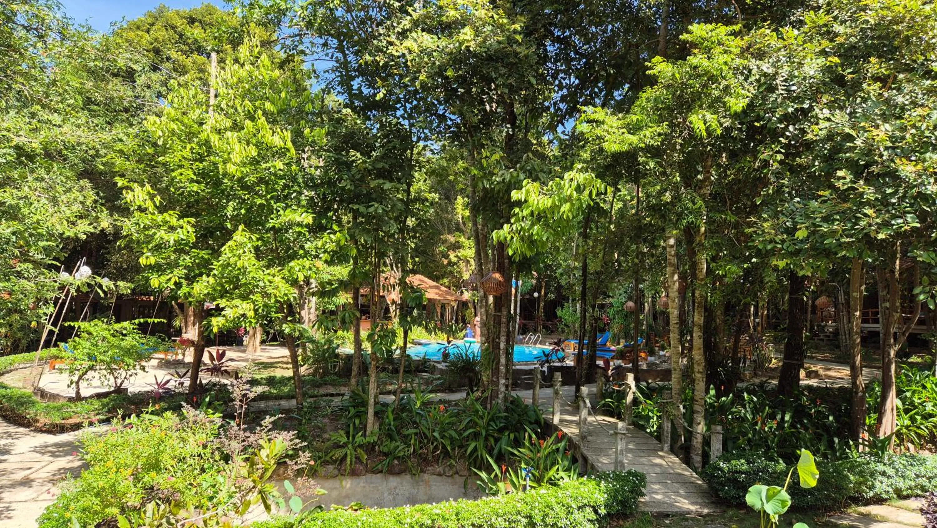 Swimming pool in Valley Village Phu Quoc