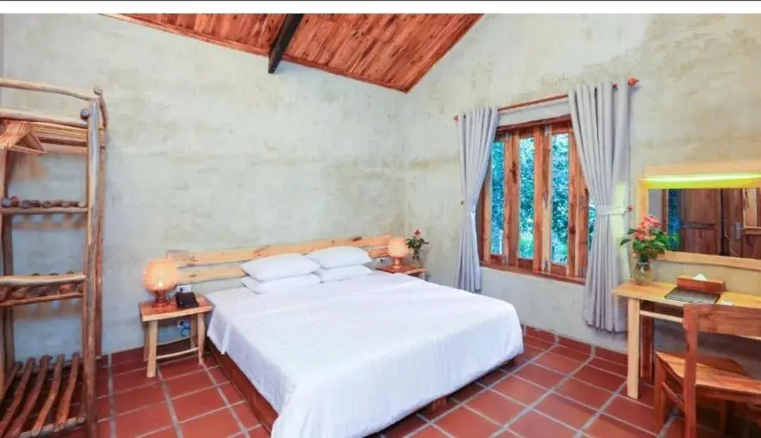 Property building, Bed in Valley Village Phu Quoc Property building, Bed in Valley Village Phu Quoc