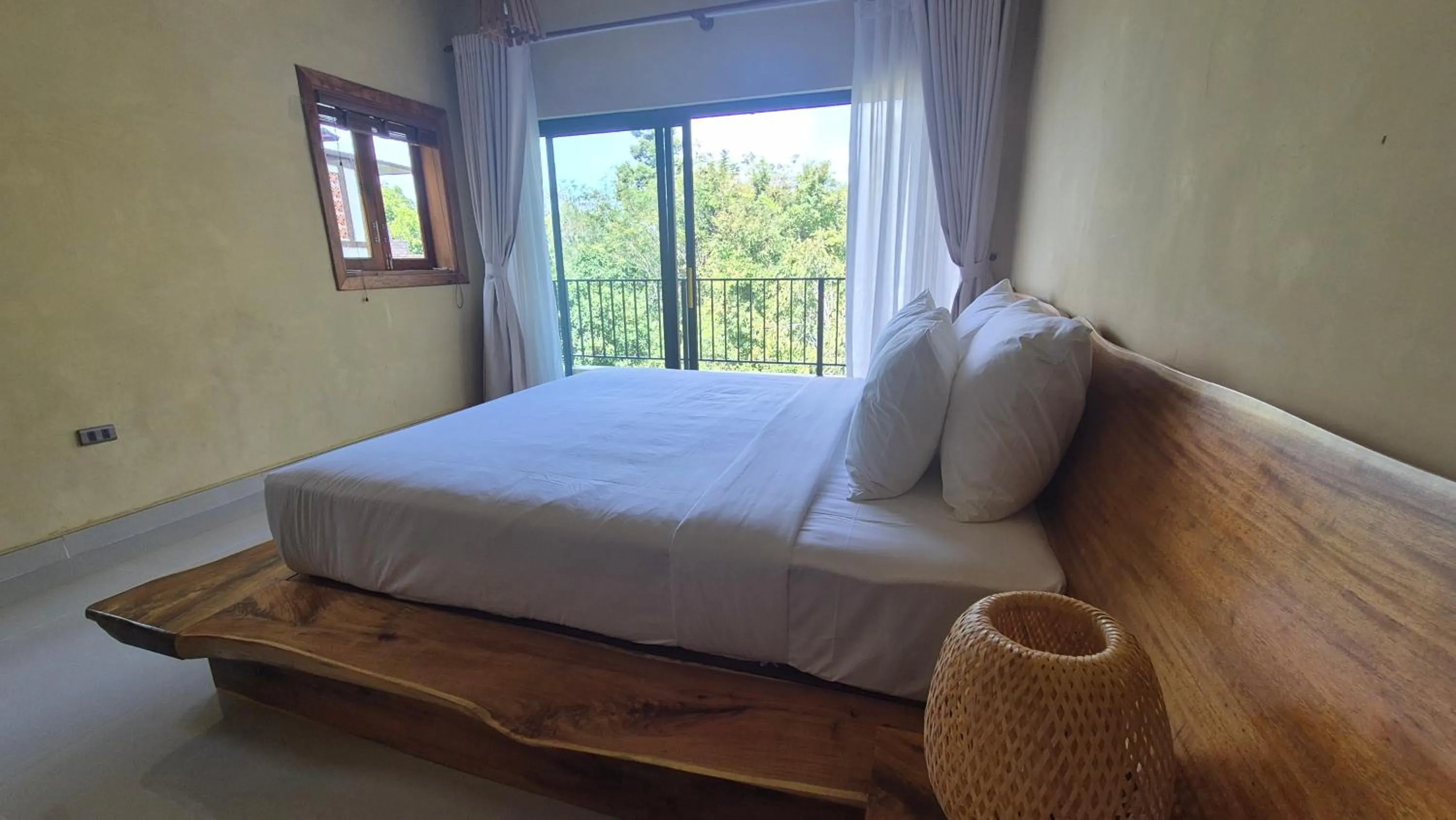 Bedroom, Bed in Valley Village Resort Phu Quoc