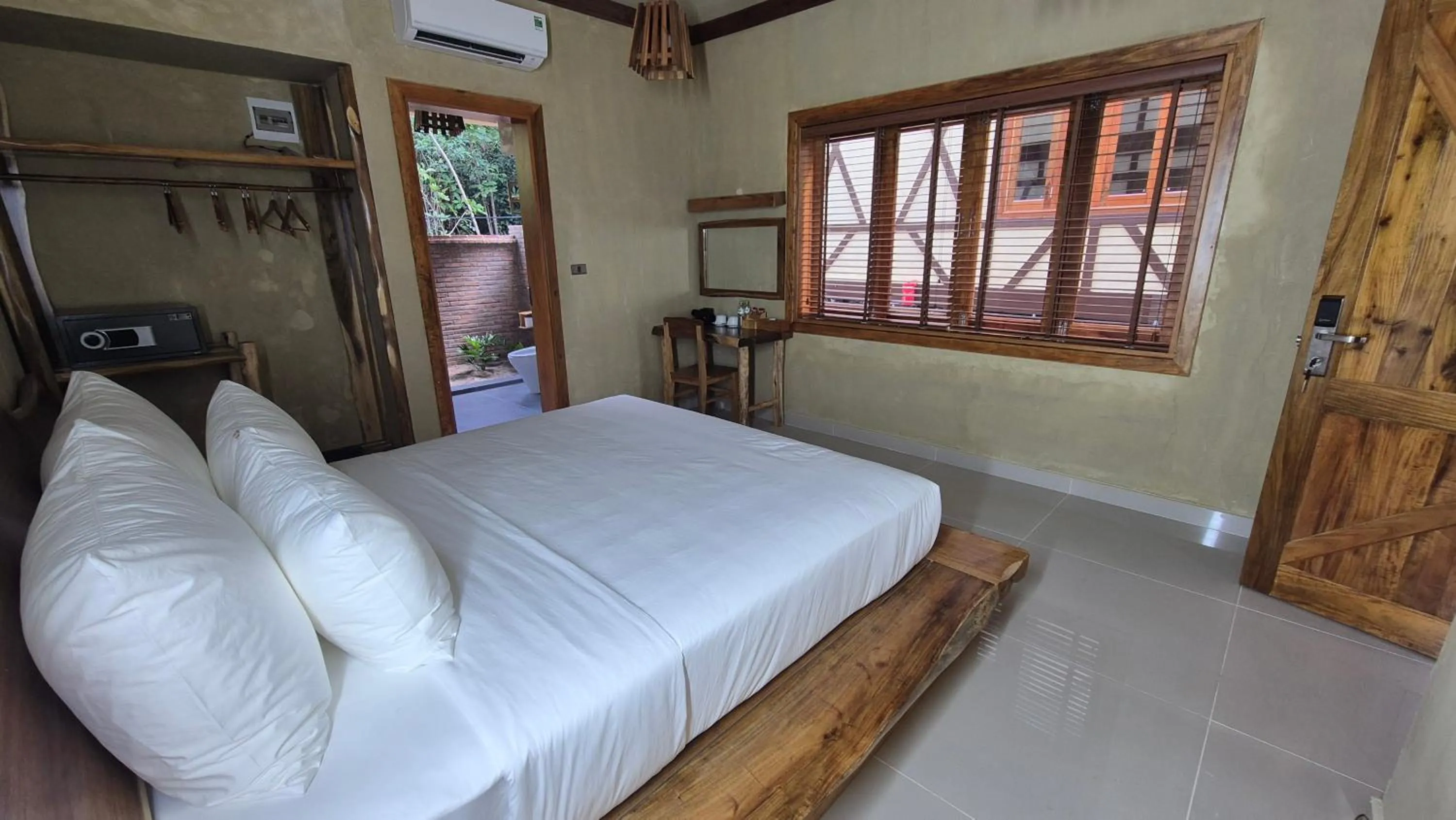 Bed in Valley Village Resort Phu Quoc
