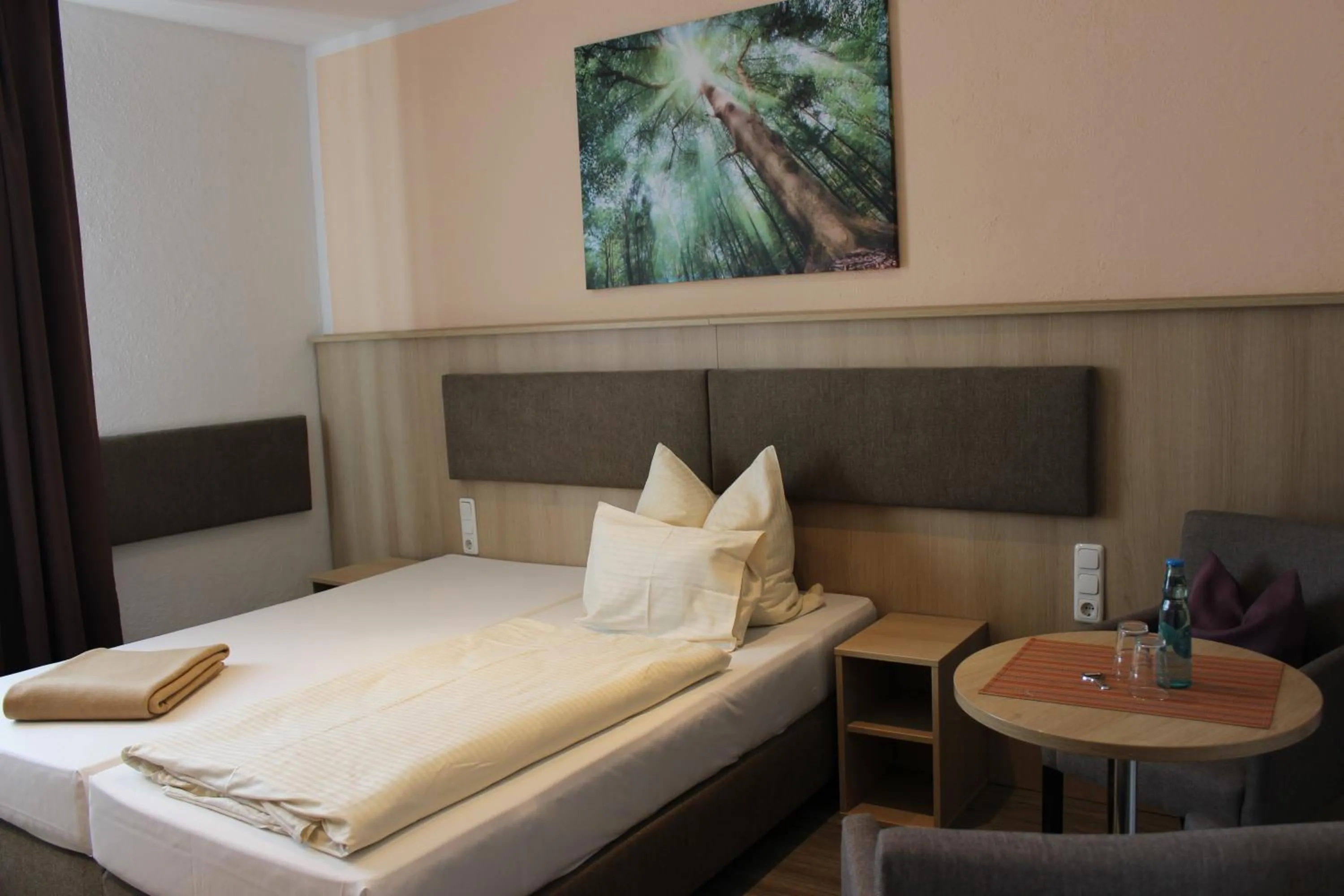 Photo of the whole room, Bed in Rathausstuben