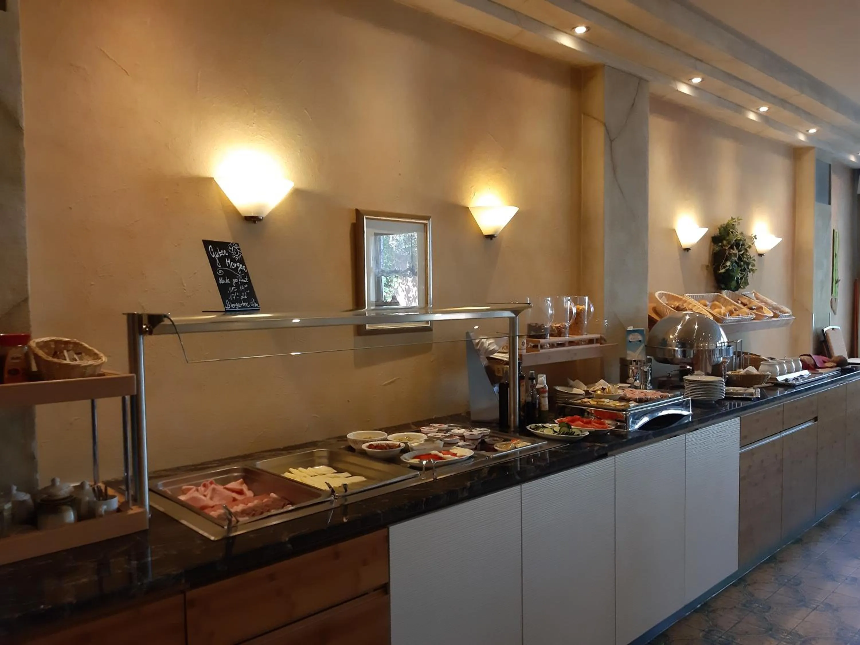 Buffet breakfast in Rathausstuben