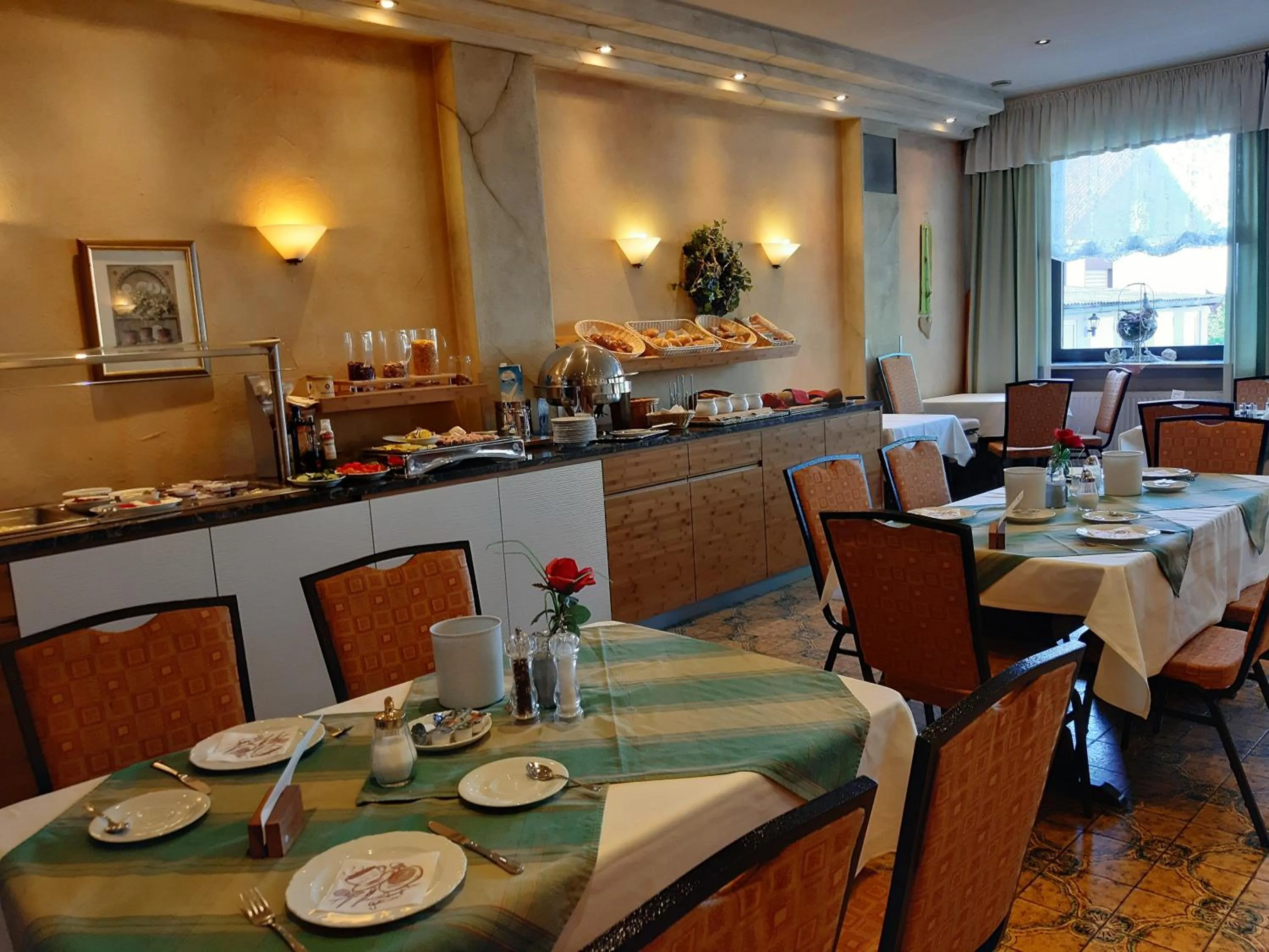 Restaurant/places to eat in Rathausstuben